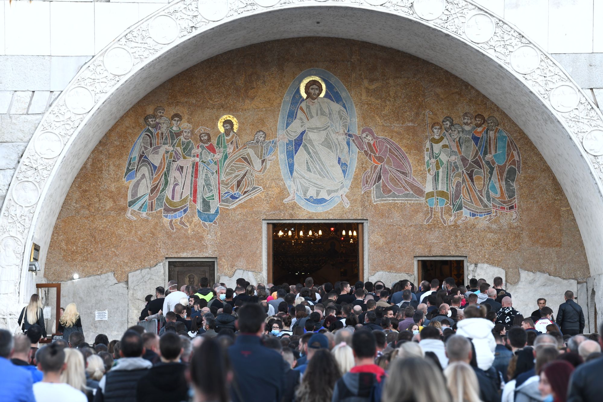 31.10.2020. Podgorica. Docek posmrtnih ostataka Amfilohije Radovic ispred Sabornog hrama, Saborni hram Foto: Goran Srdanov/Nova.rs