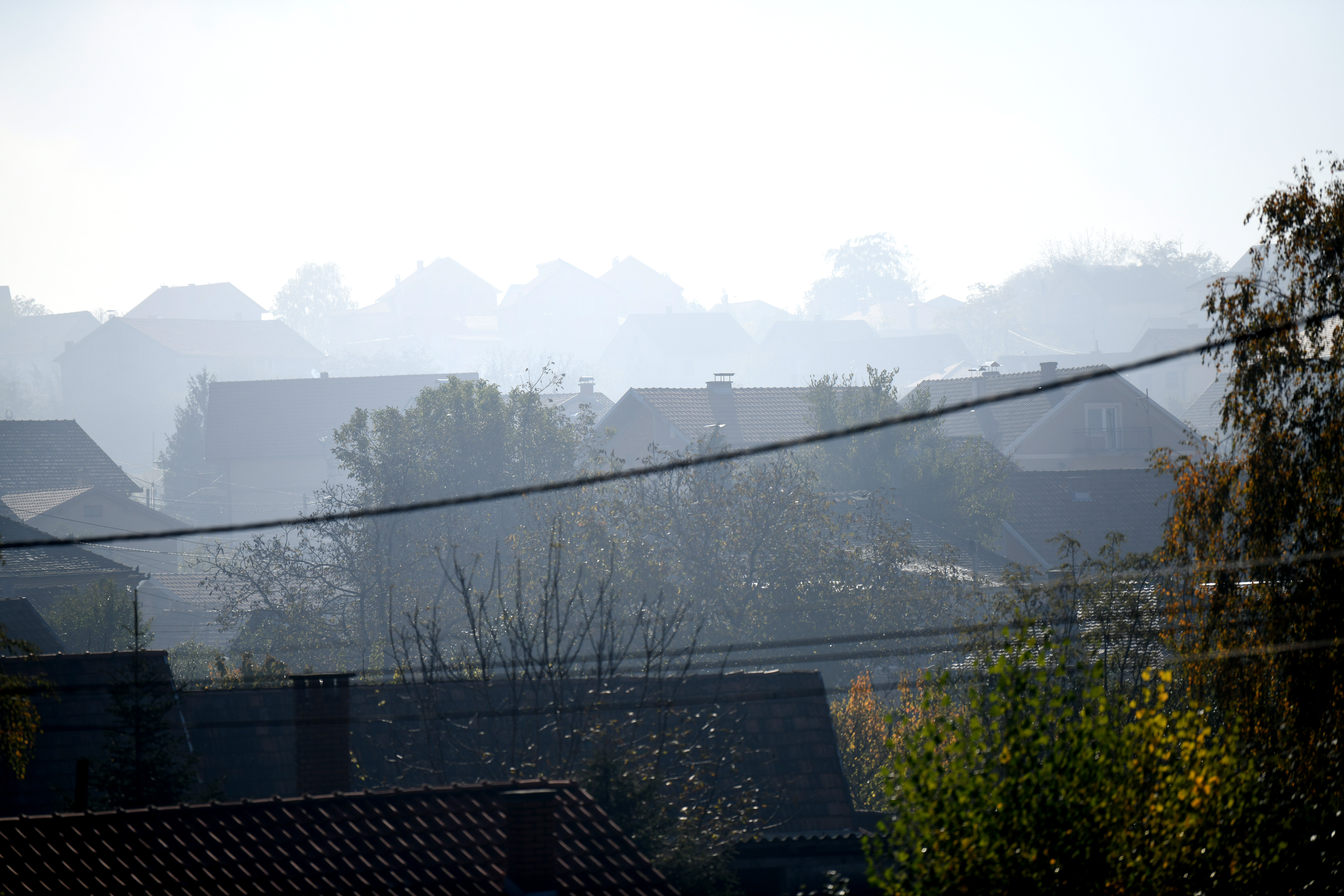 BEOGRAD 01.11.2020 Zagadjenje, Avala, Beograd, panorama grada, selo, magla, oblaci foto:Vesna Lalić/Nova.rs