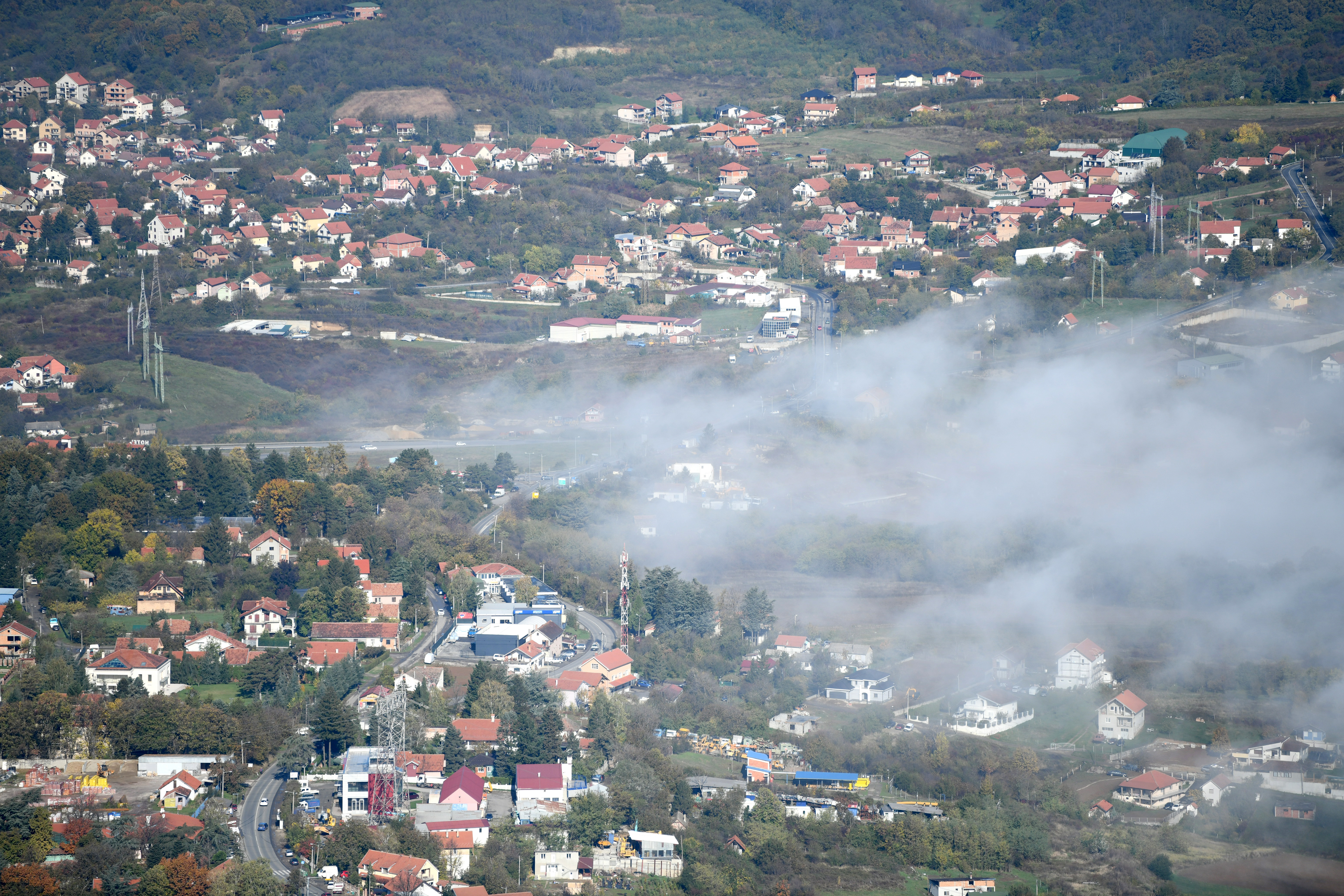 BEOGRAD 01.11.2020 Zagadjenje, Avala, Beograd, panorama grada, selo, magla, oblaci foto:Vesna Lalić/Nova.rs