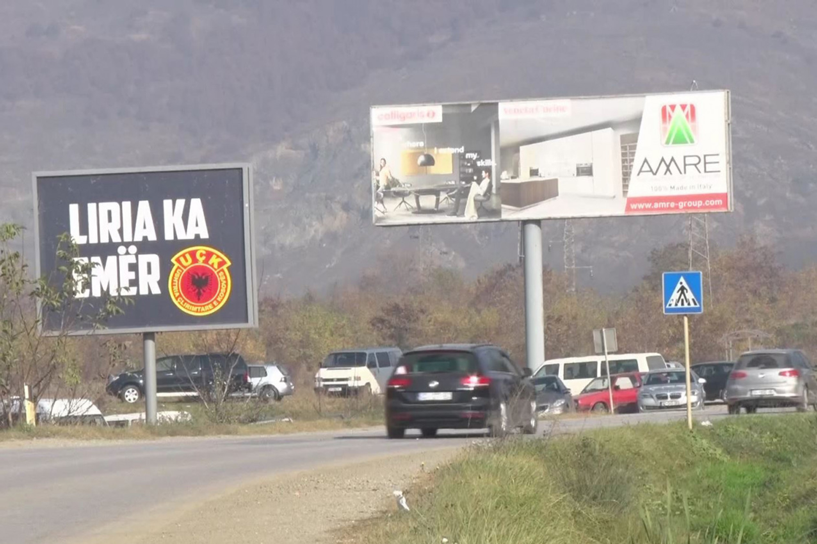 Ovk, uck bilbord Foto: Kosovo online