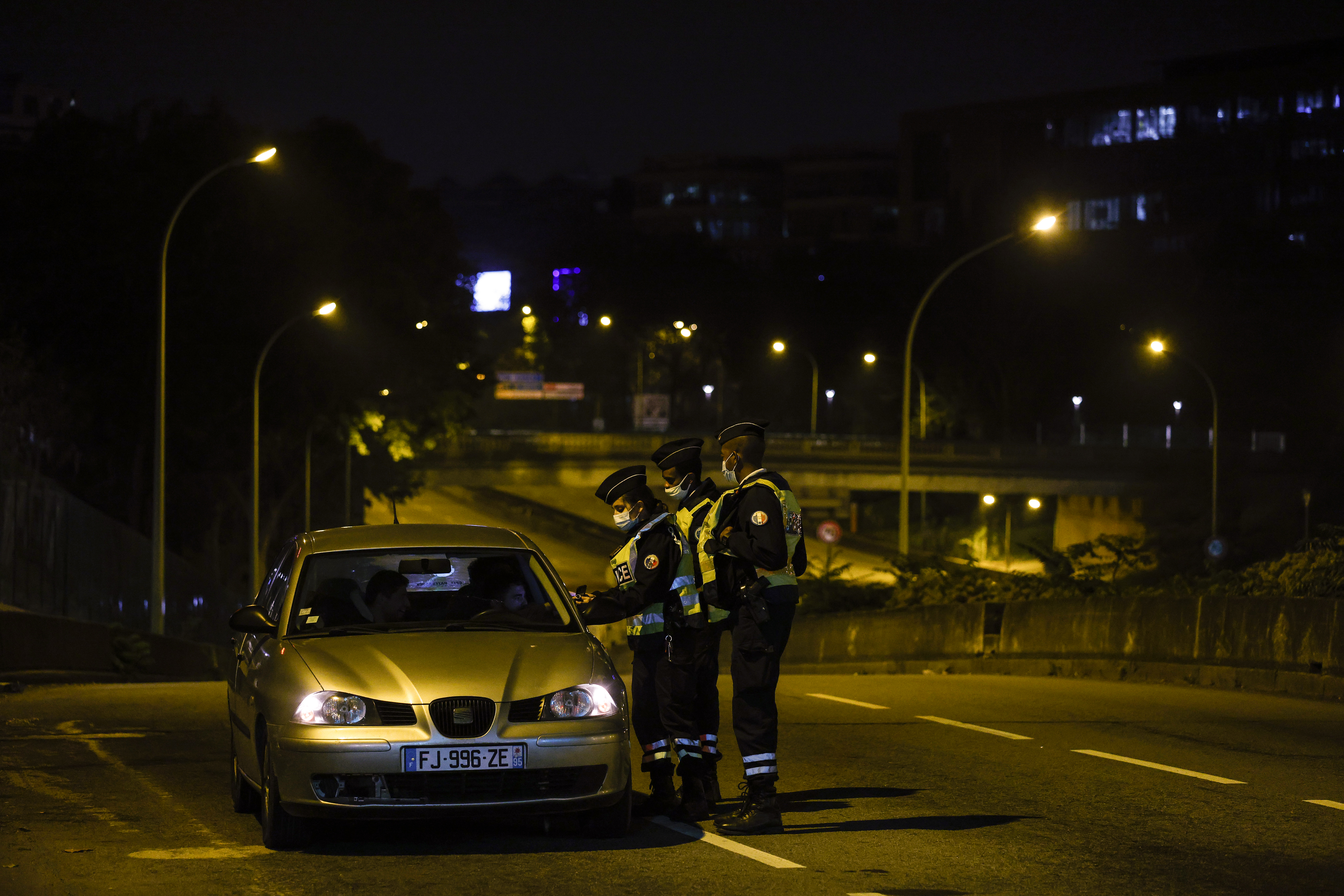 City-wide night time curfew goes into effect in Paris