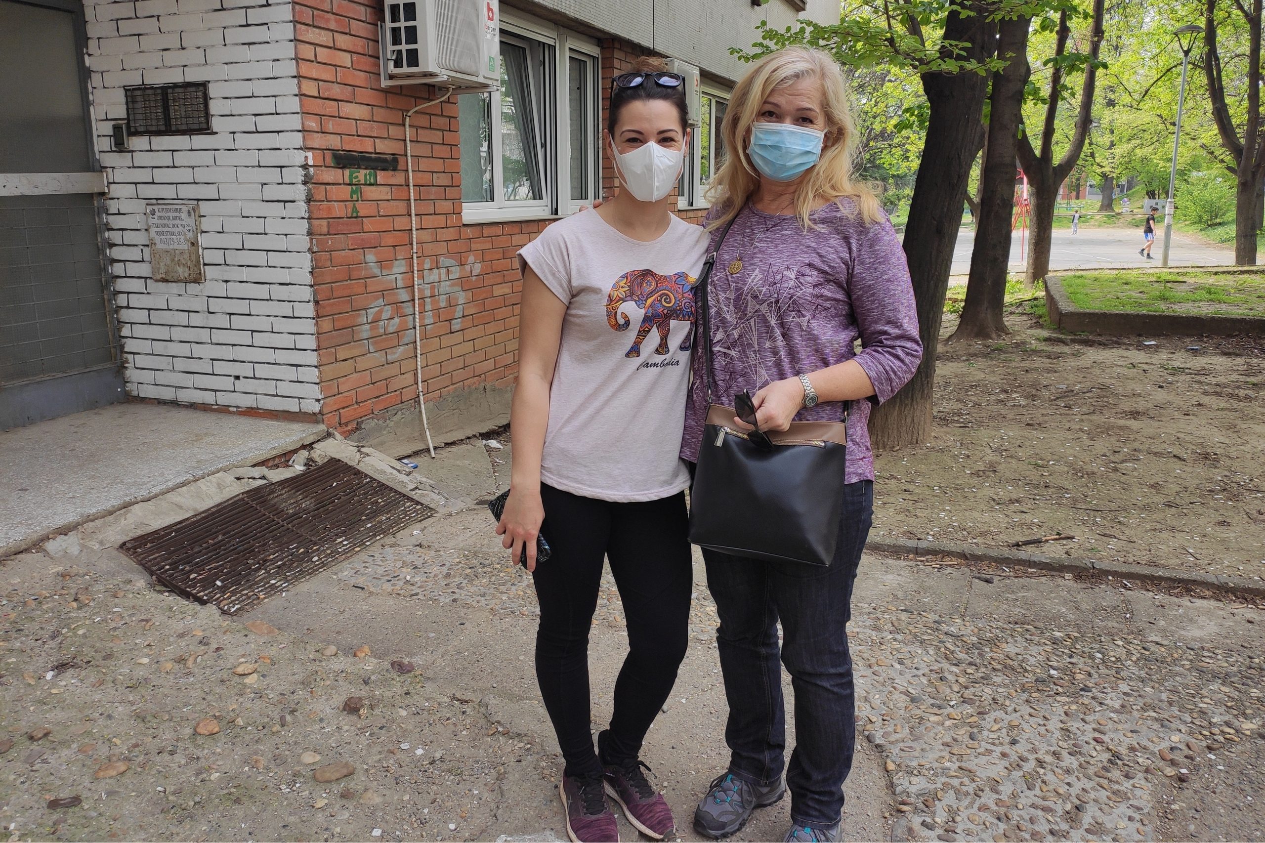 Vesna i Ivona Stanković. Majka i ćerka sa Konjarnika
