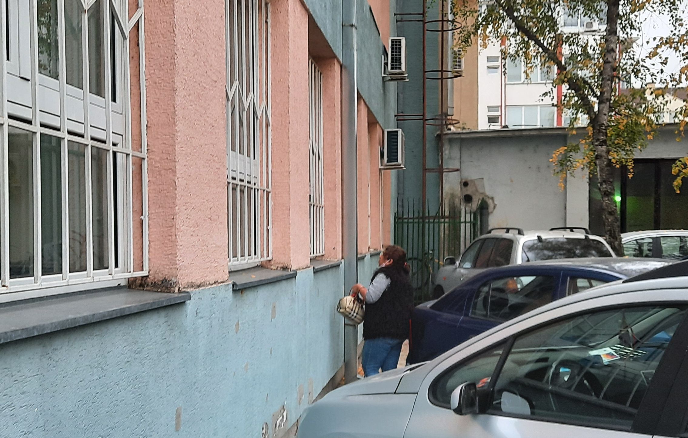 KG u Centru za soc rad. prozori umesto šaltera, Kragujevac, centar za socijalni rad