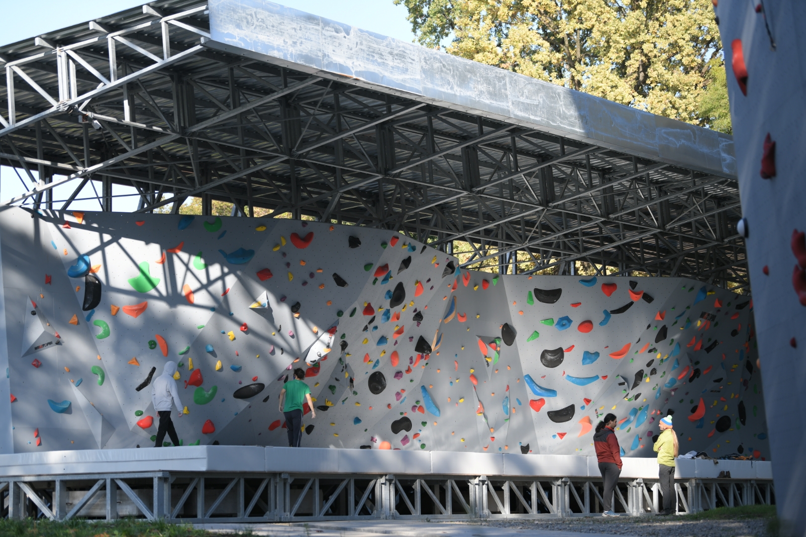 Beograd 06.11.2020. Košutnjak, Veštačka stena za sportsko penjanje Foto: Dragan Mujan/Nova.rs
