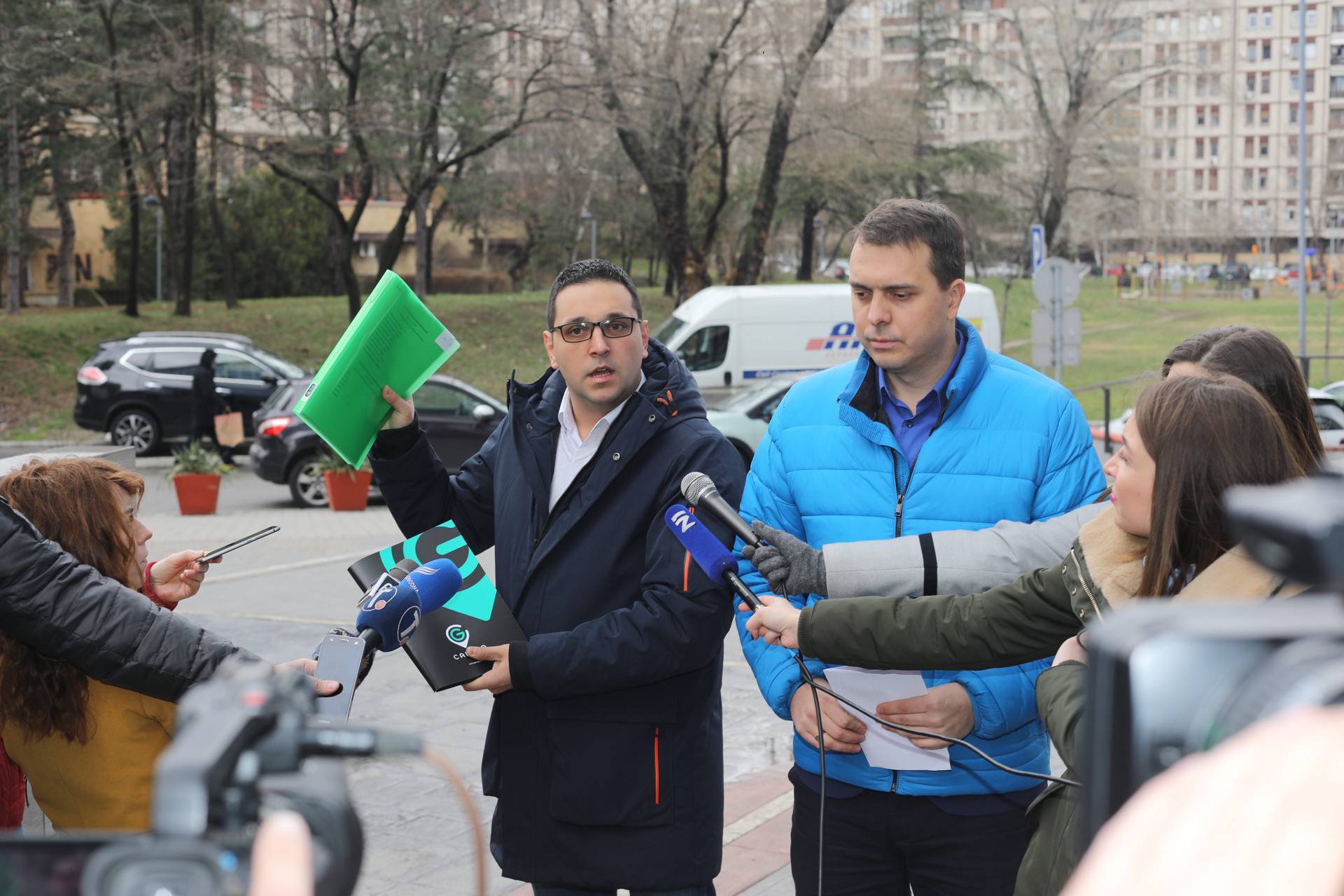Predstavnici CarGO ispred Misije EU u Srbiji