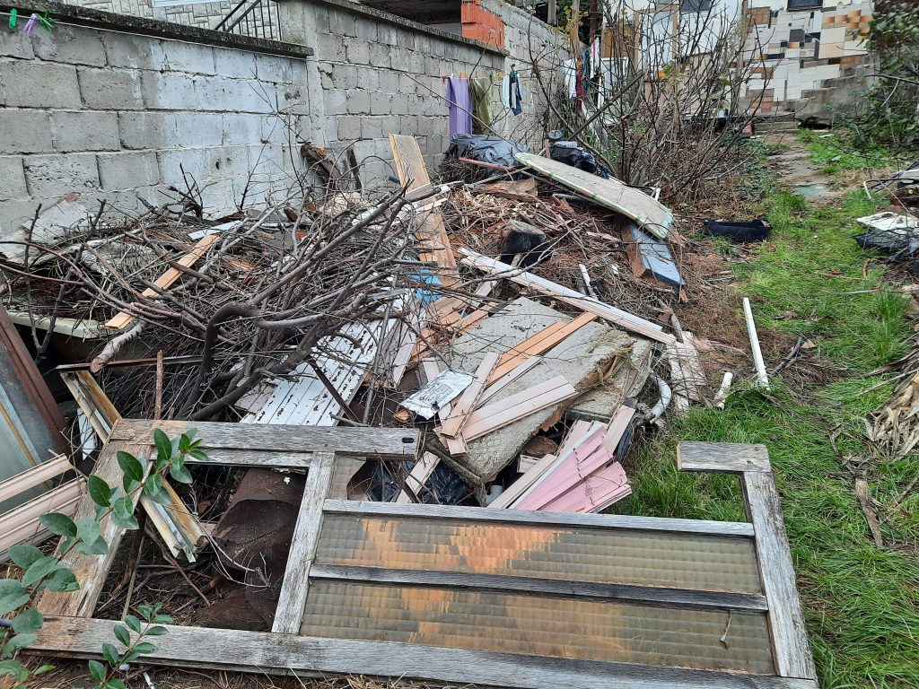 Covek ubio zenu pa popio sonu kiselinu Kragujevac