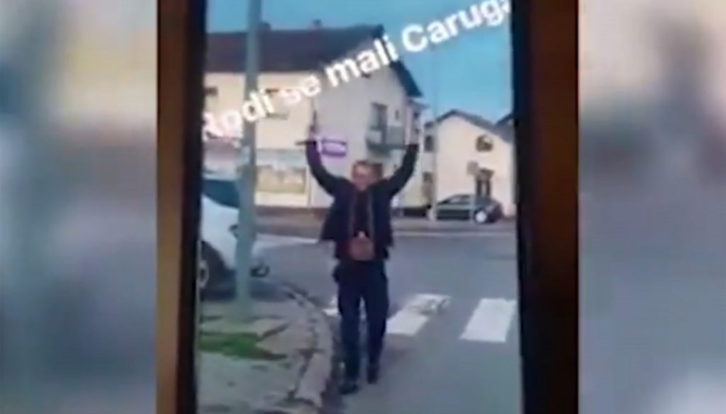 pucnjava covek puca povodom rodjenja deteta