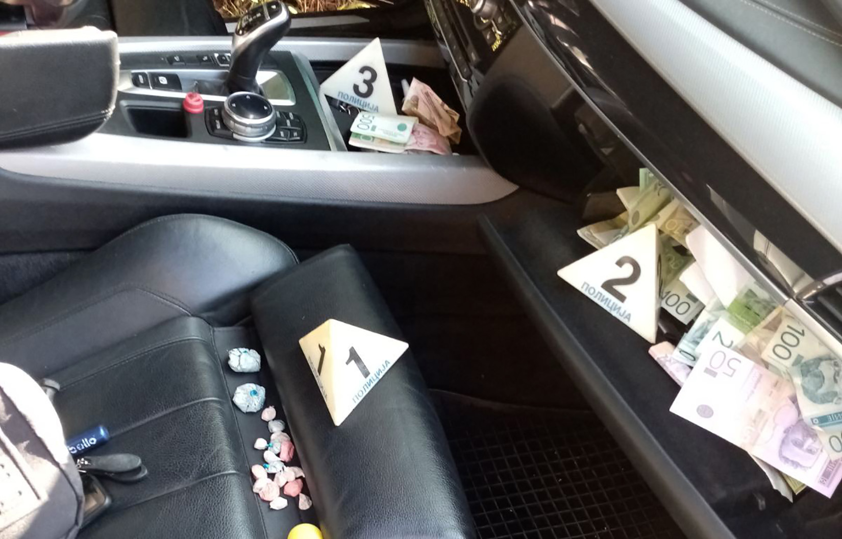 Droga, heroin, dilovanje, hapšenje, prodaja, zaplena Foto: MUP