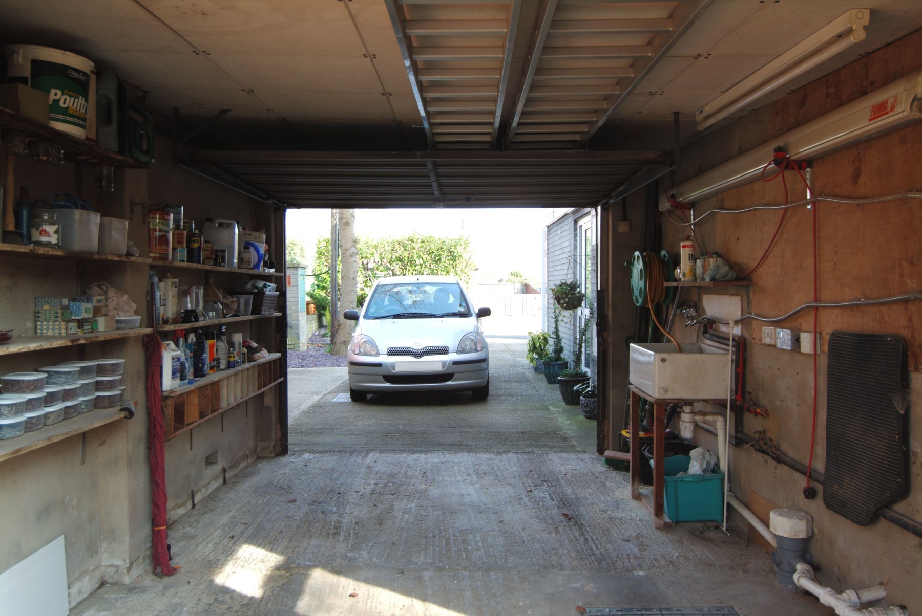 Garaze, garaza, Foto: Profimedia.rs