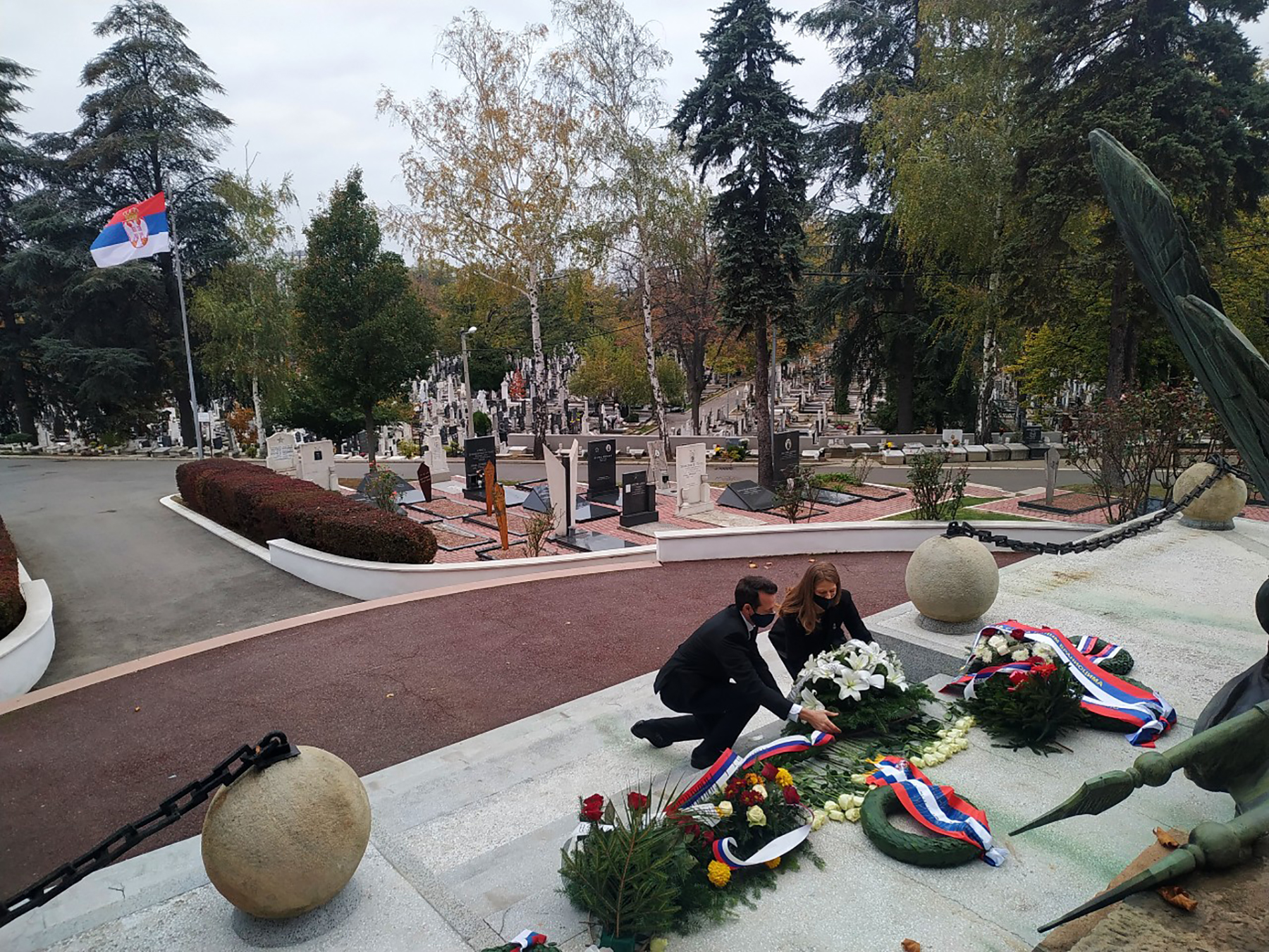Princ Filip Karadjordjevic i princeza Danica Karadjordjevic polaganje venaca na Spomen kosturnicu branilaca Beograda u Prvom svetskom ratu