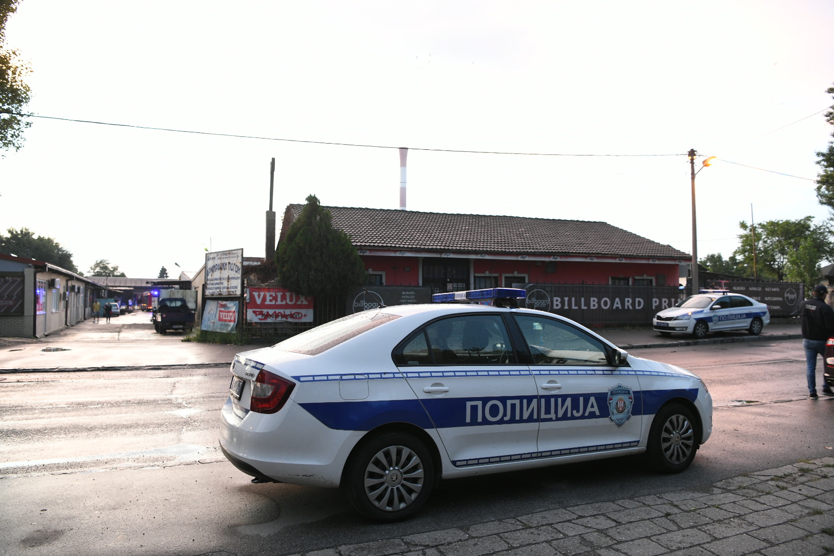 Beograd, 09.8.2020. Požar, Dorćol, Skladište Jugo gradnje, policija Foto: Vesna Lalić/Nova.rs