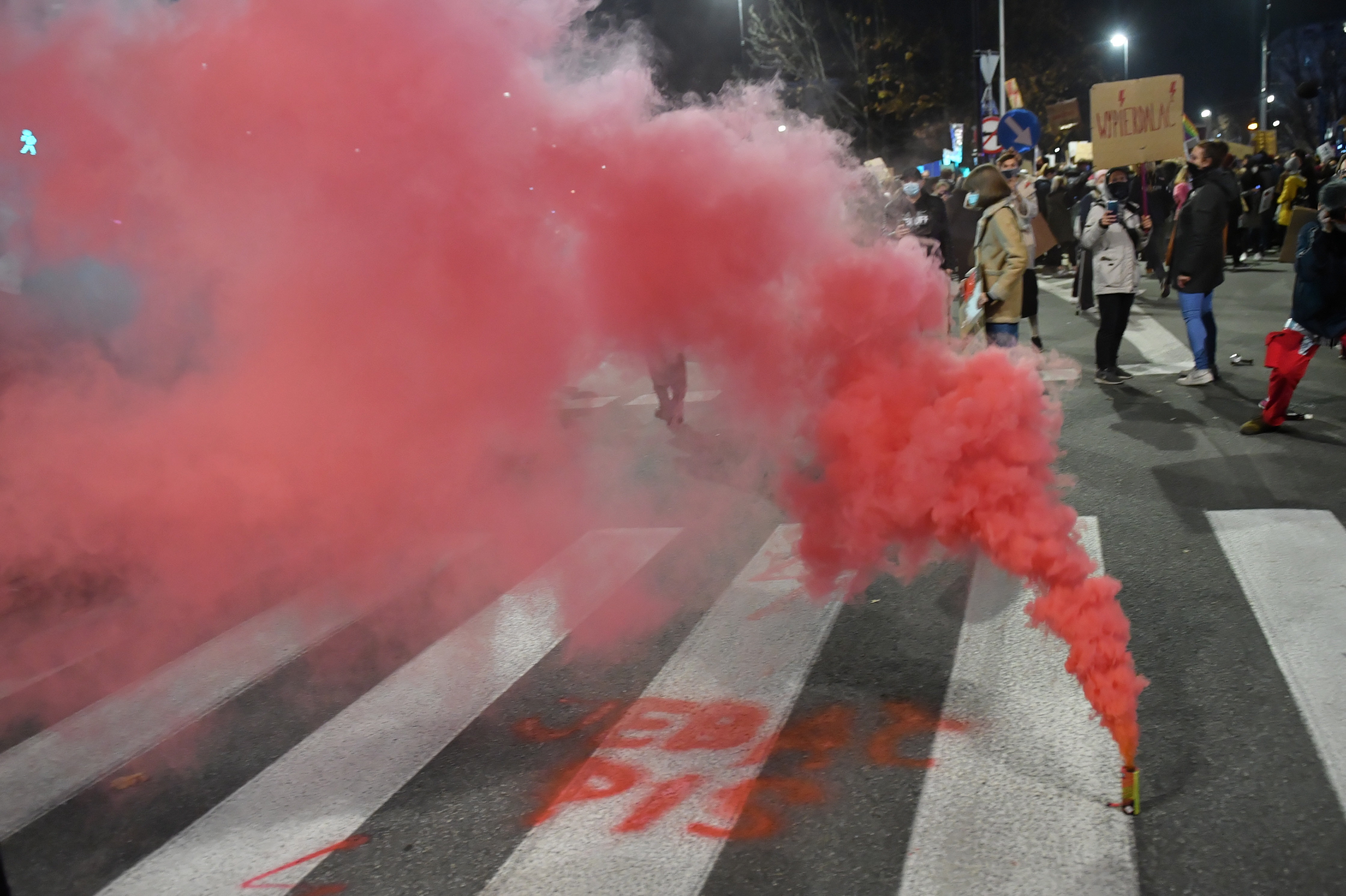 Women's 'March on Warsaw'