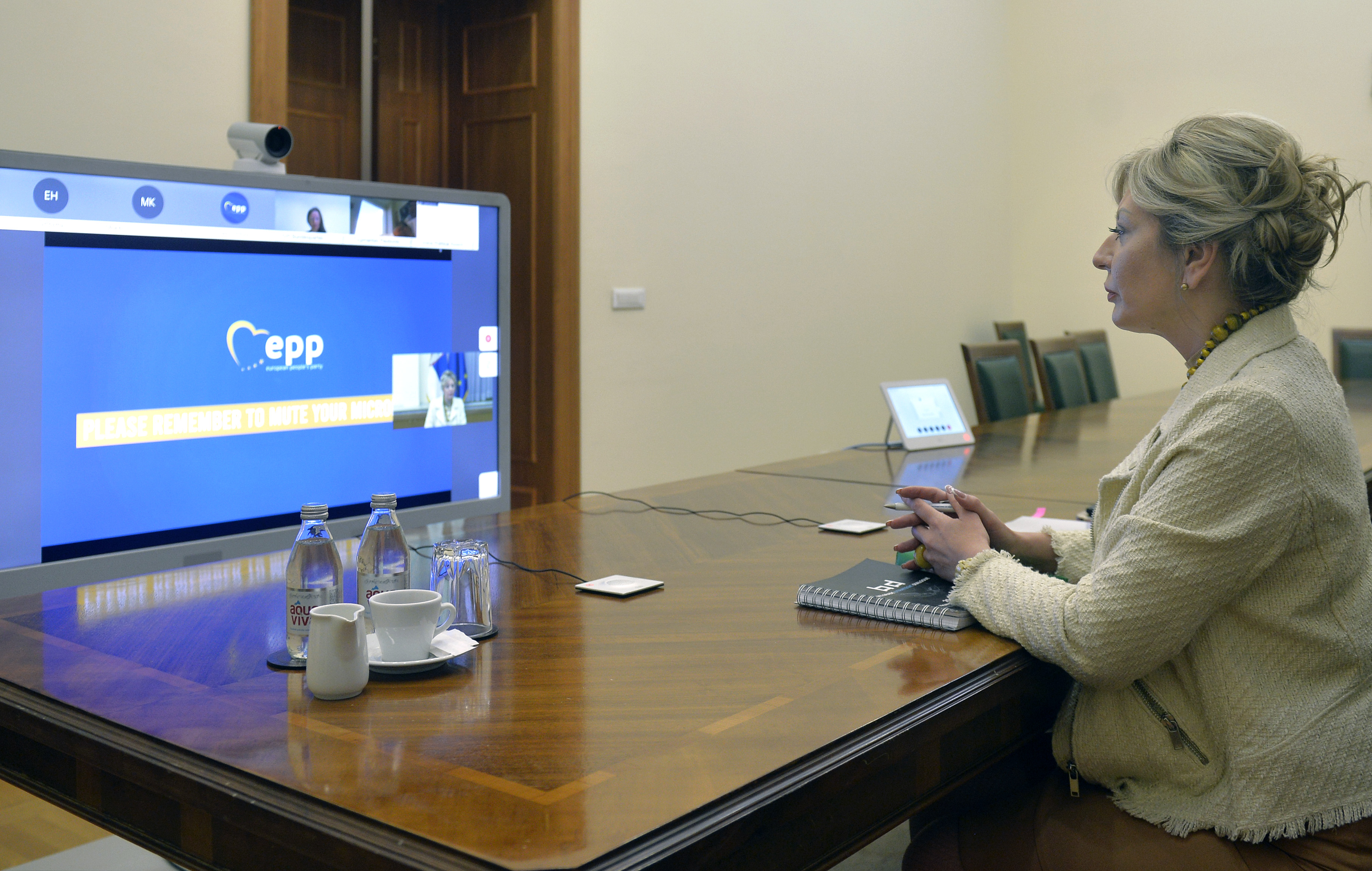 Beograd, 28. septembra 2020.- Ministar za evropske integracije Jadranka Joksimovich ucestvuje na Politickoj skupstini EPP, koja se odrzava putem videokonferencije. FOTO TANJUG/ RADE PRELIC/ nr