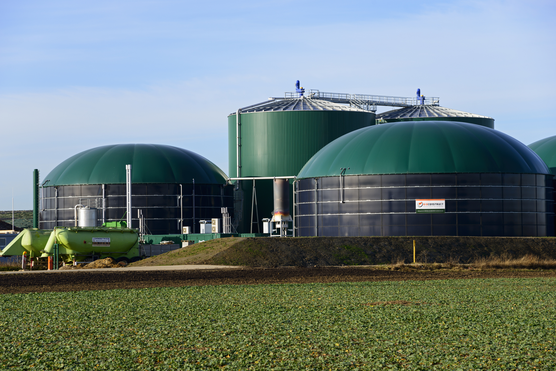 Biogas plant, Solzhen, Peine, Lower Saxony, Image: 471268462, License: Rights-managed, Restrictions: , Model Release: no, Credit line: Frauke Scholz / imageBROKER / Profimedia