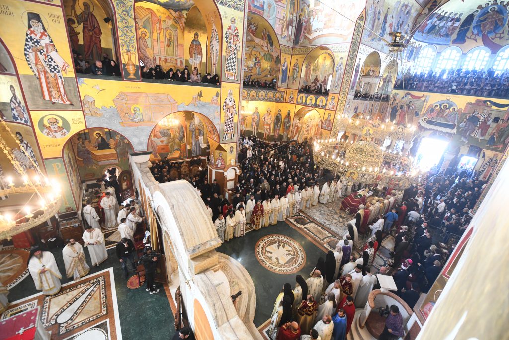 Podgorica, 01.11.2020. Hram Hristovog Vaskrsenja u Podgorici, Saborni hram Podgorica, Saborna crkva Podgorica, Liturgija, opelo i sahrana, zaupokojena liturgija, Mitropolit Amfilohije Radović Foto: Goran Srdanov/Nova.rs