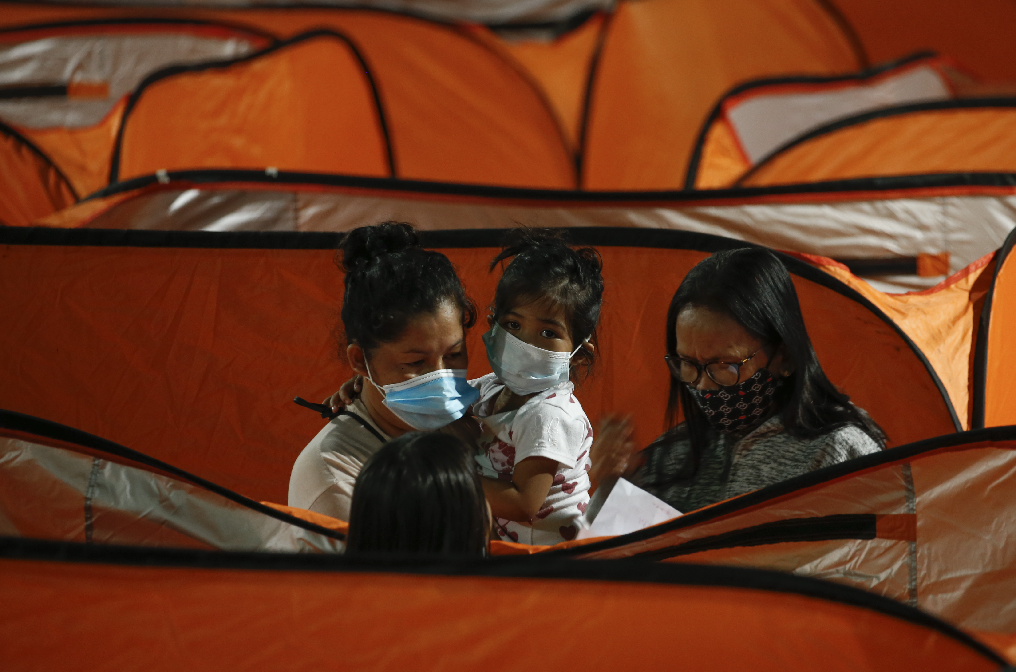 Super Typhoon Goni hits Philippines