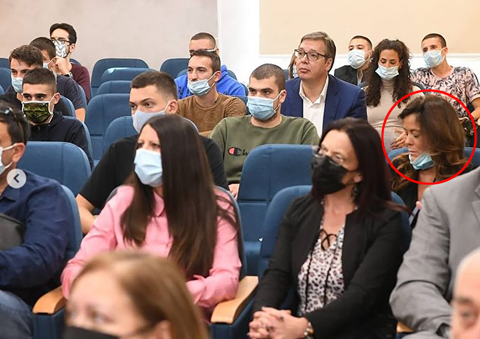 Aleksandar Vucic u skoli, Suzana Vasiljevic