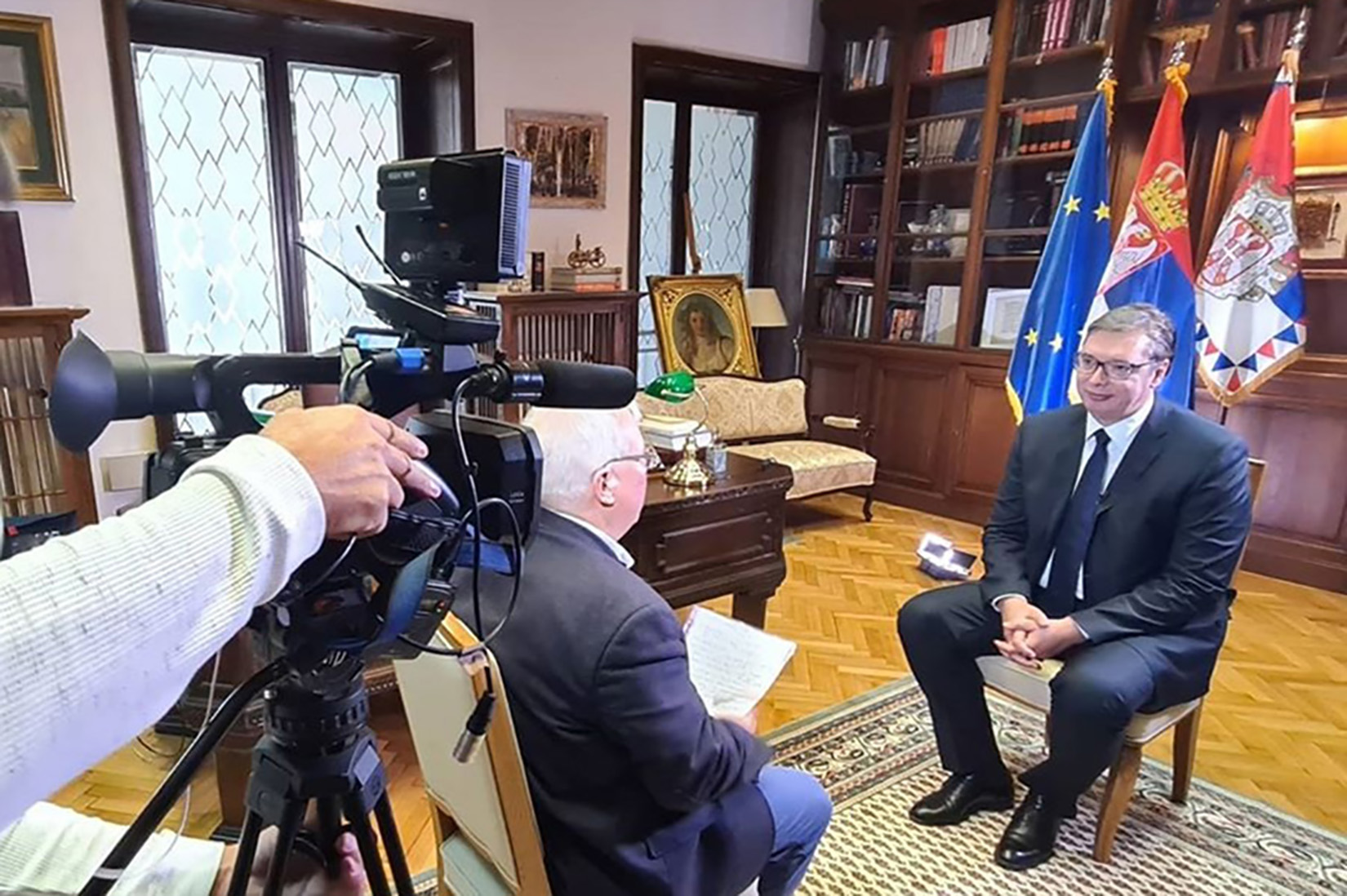 Aleksandar Vučić OVA za Gocu
Beograd, 4. oktobra 2020 - Predsednik Republike Srbije Aleksandar Vucic. Hvala dragi Christian na prilici da govorim za #ORF i #dieKleinezeitung. TANJUG/ INSTAGRAM BUDUCNOSTSRBIJEAV/bs