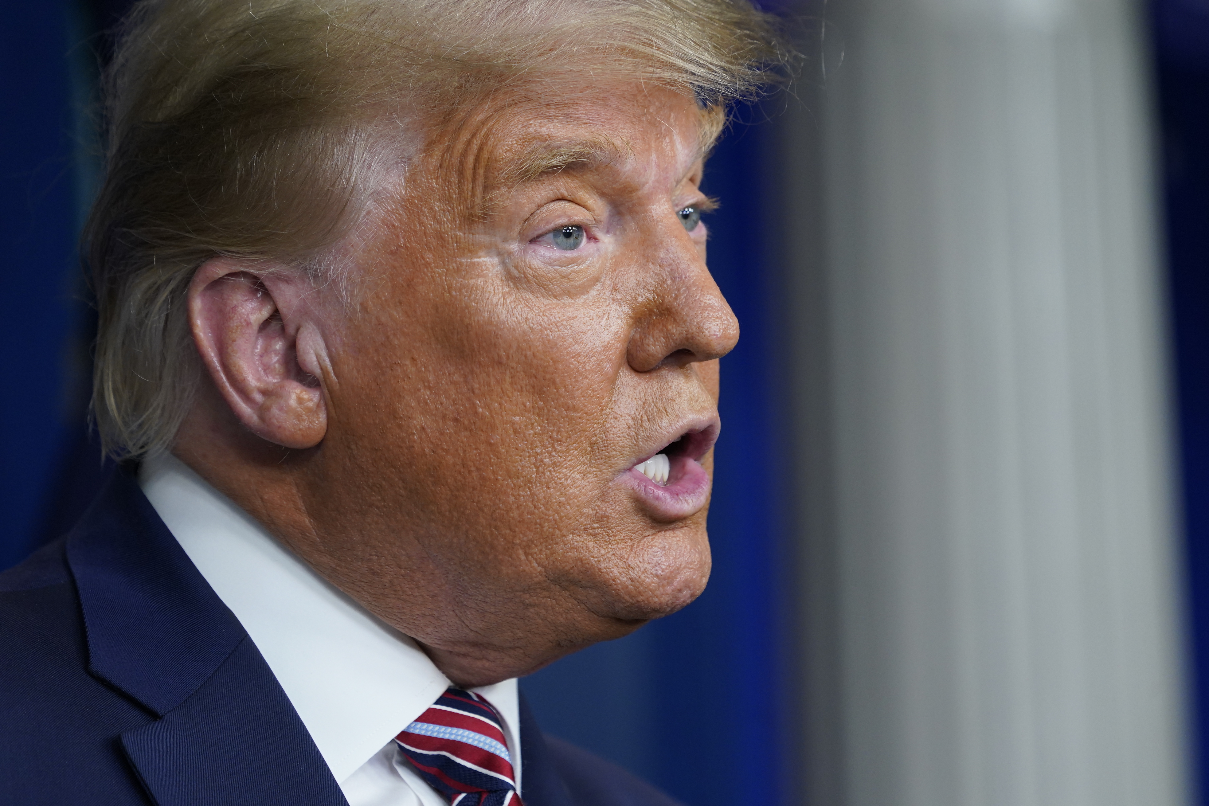 United States President Donald Trump holds a briefing at the White House Americki izbori