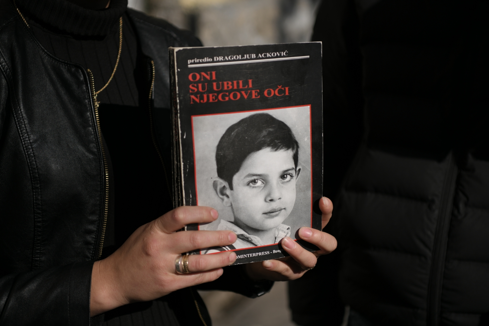 Beograd 18.10.2020. Pomen Dusanu Jovanovicu kojeg su ubili skinhedsi, skinheds, u Beogradskoj ulici, Beogradska 33, Dusan Jovanovic, rom, romi