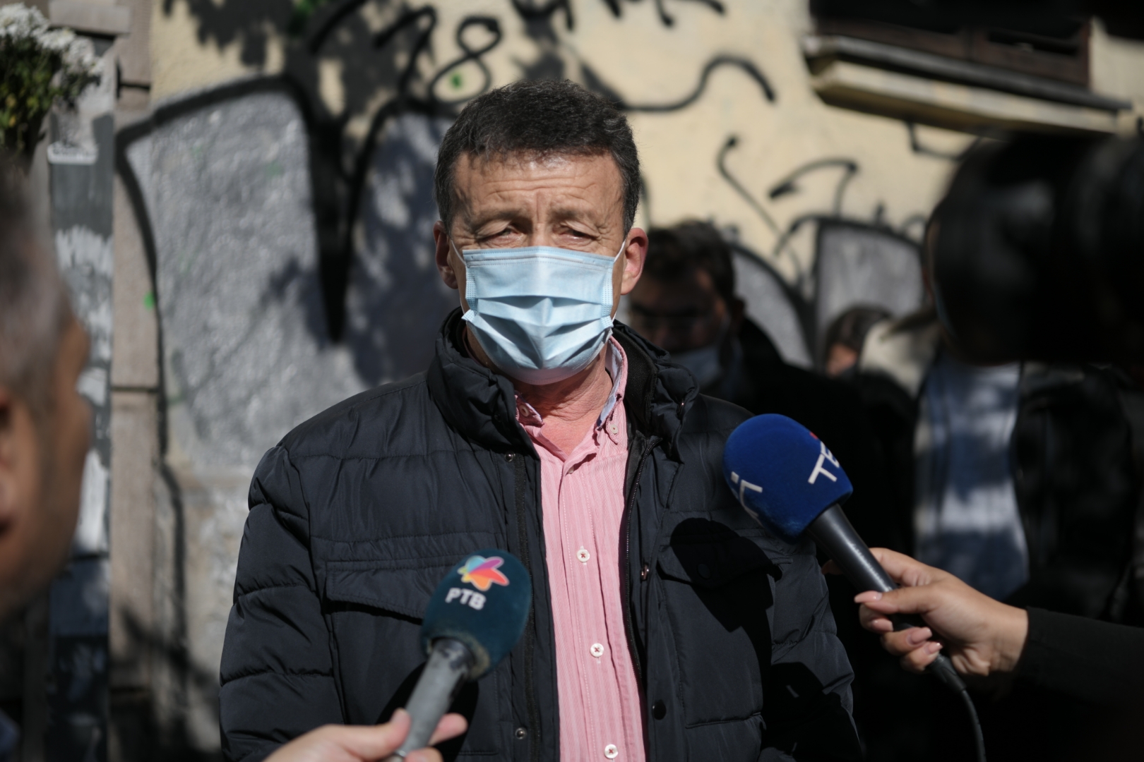 Beograd 18.10.2020. Pomen Dusanu Jovanovicu kojeg su ubili skinhedsi, skinheds, u Beogradskoj ulici, Beogradska 33, Dusan Jovanovic, rom, romi