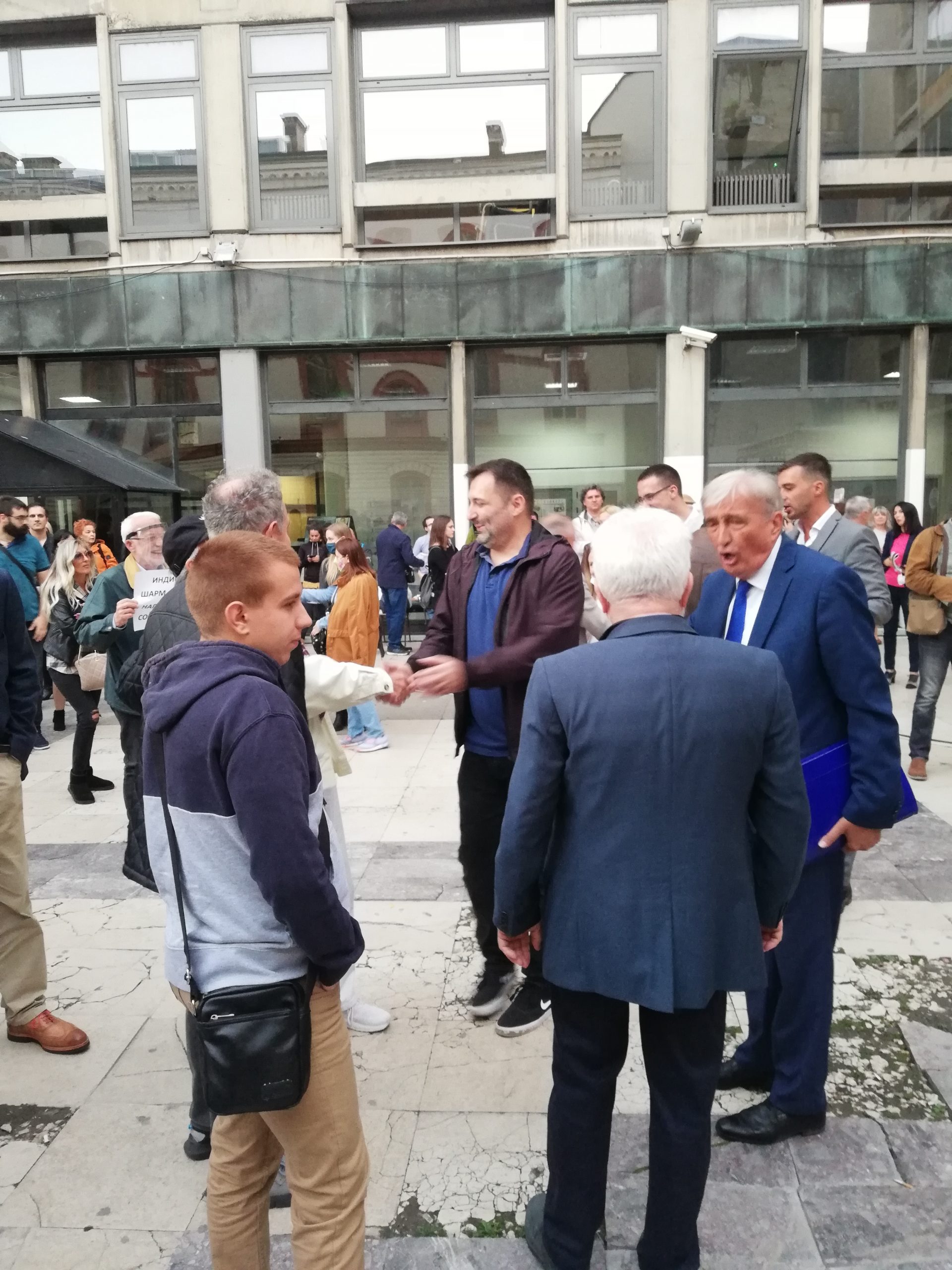 Beograd, 10.10.2020. Protest ispred Filozofskog fakulteta