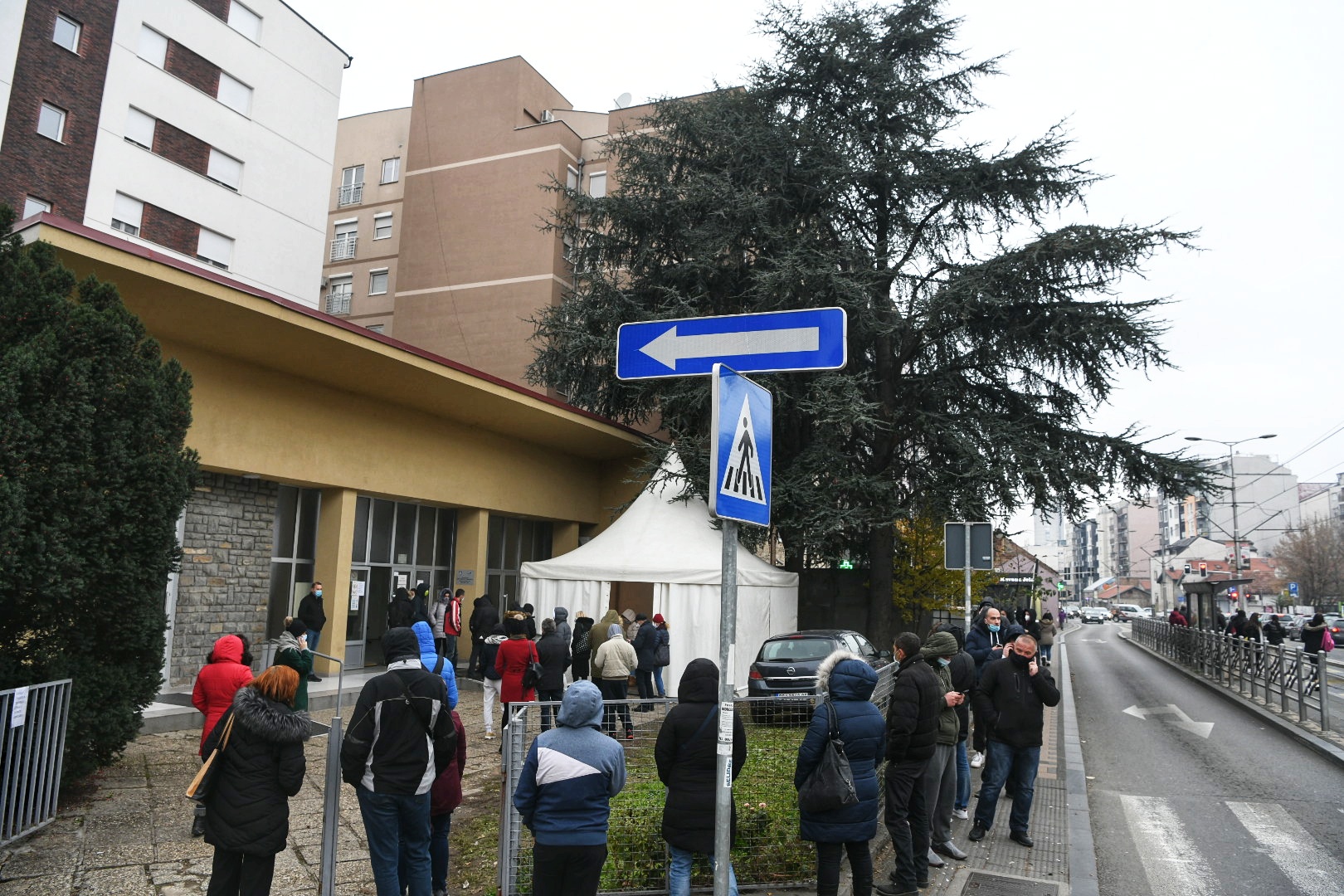 Beograd, 24.11.2020. Koronavirus, Covid 19, Kovid ambulanta, red, redovi, test, testiranje, Vojvode Stepe Voždovac Foto: Vesna Lalić/Nova.rs