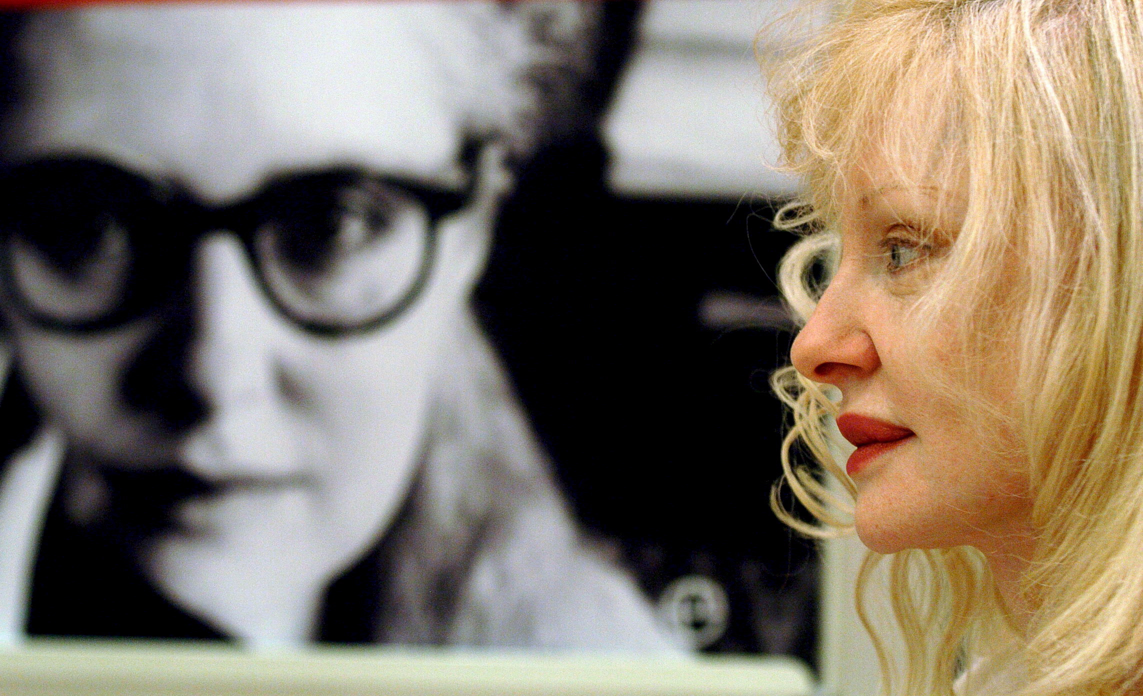 Shere Hite
epa00771168 US sexologist Shere Hite during a presentation of her new book 'Shere Hite anwers letters of young people about sex' in Madrid, Spain, on Thursday 13 July 2006.  EPA/BALLESTEROS