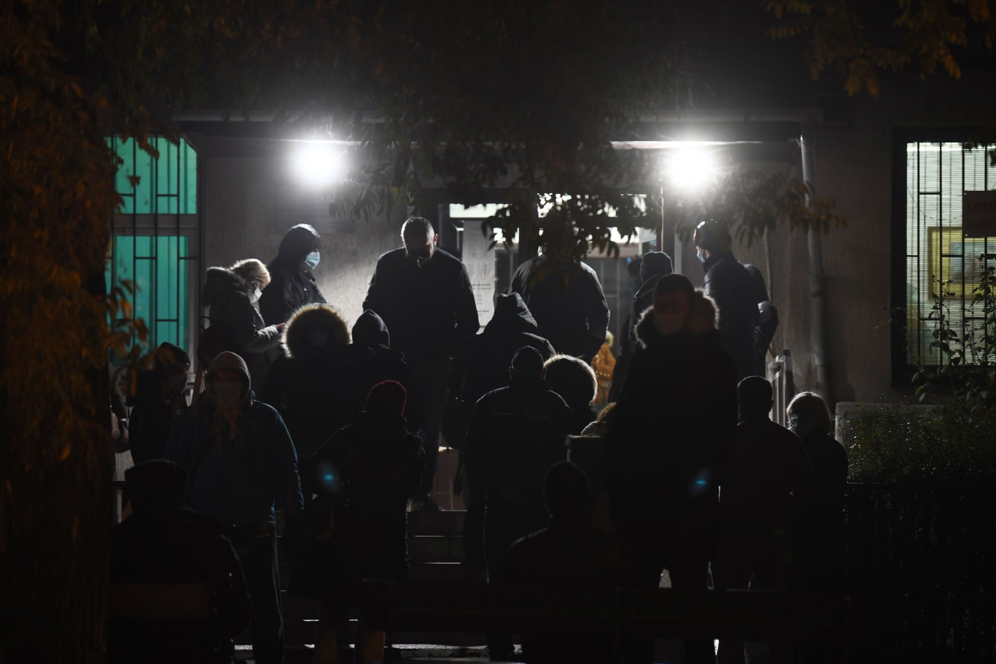 Beograd 24. novembar 2020. Kovid ambulante guzva koronavirus cekanje na pregled pacijenti Foto:Goran Srdanov/Nova.rs