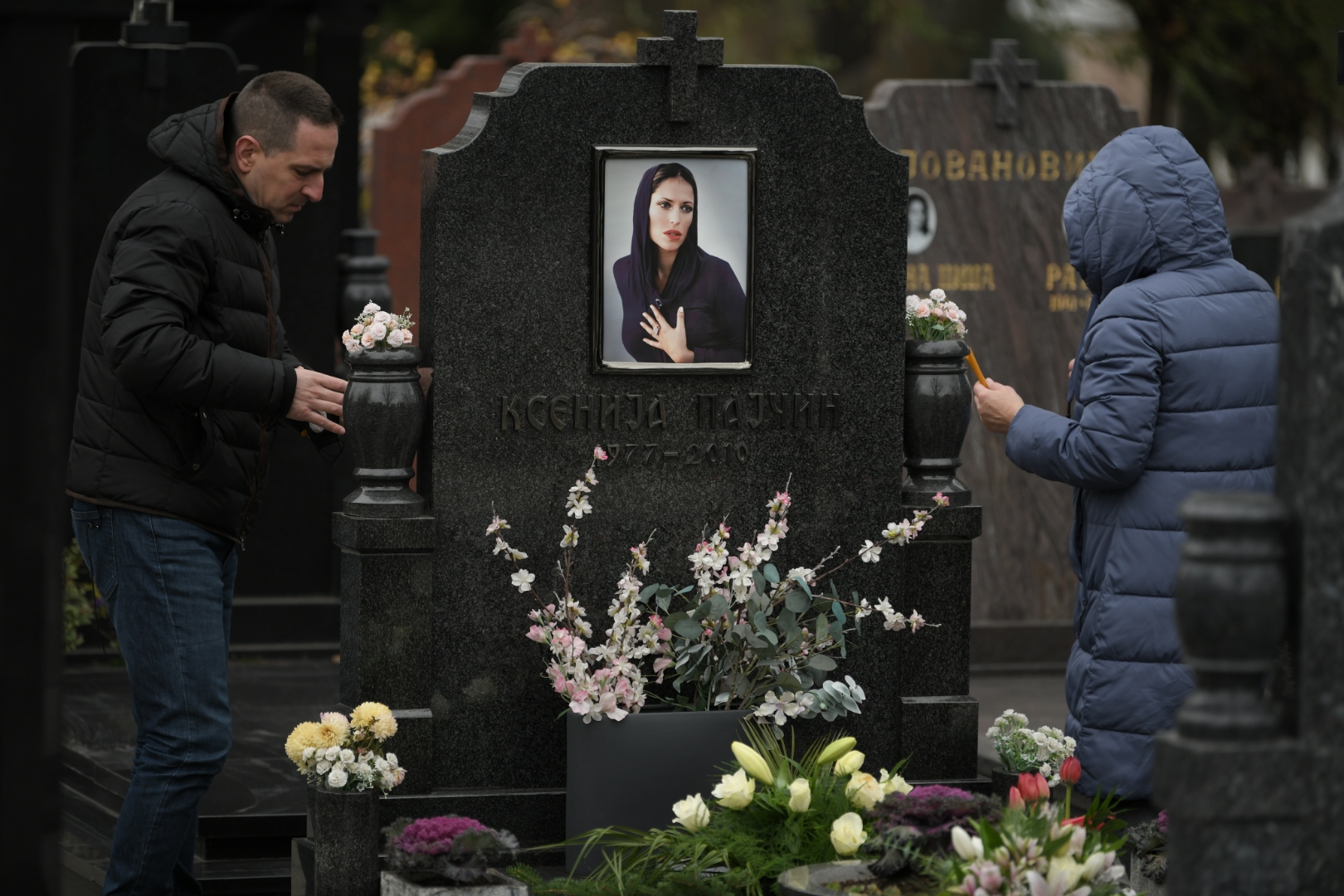 Beograd 03.12.2020. Ksenija Pajčin, pomen, groblje, obeležavanje rodjendana, rođendana, rodjendan, rođendan Foto: Dragan Mujan/Nova.rs