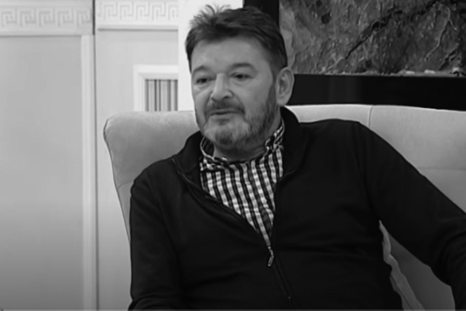 tihomir arsic crno bela