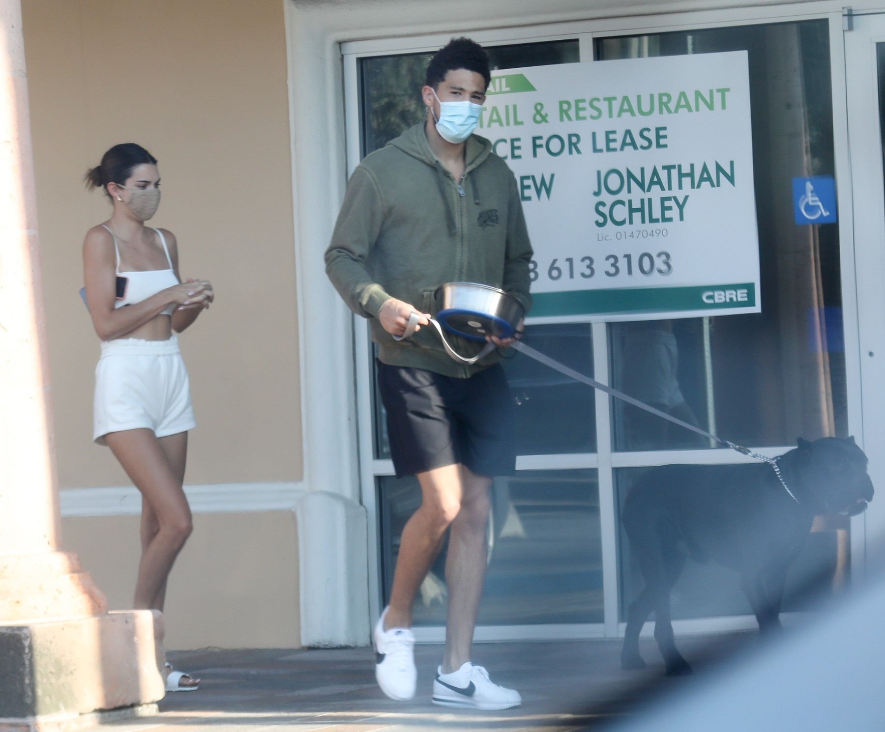 *EXCLUSIVE* Kendall Jenner and rumored boyfriend Devin Booker stop by a pet shop together