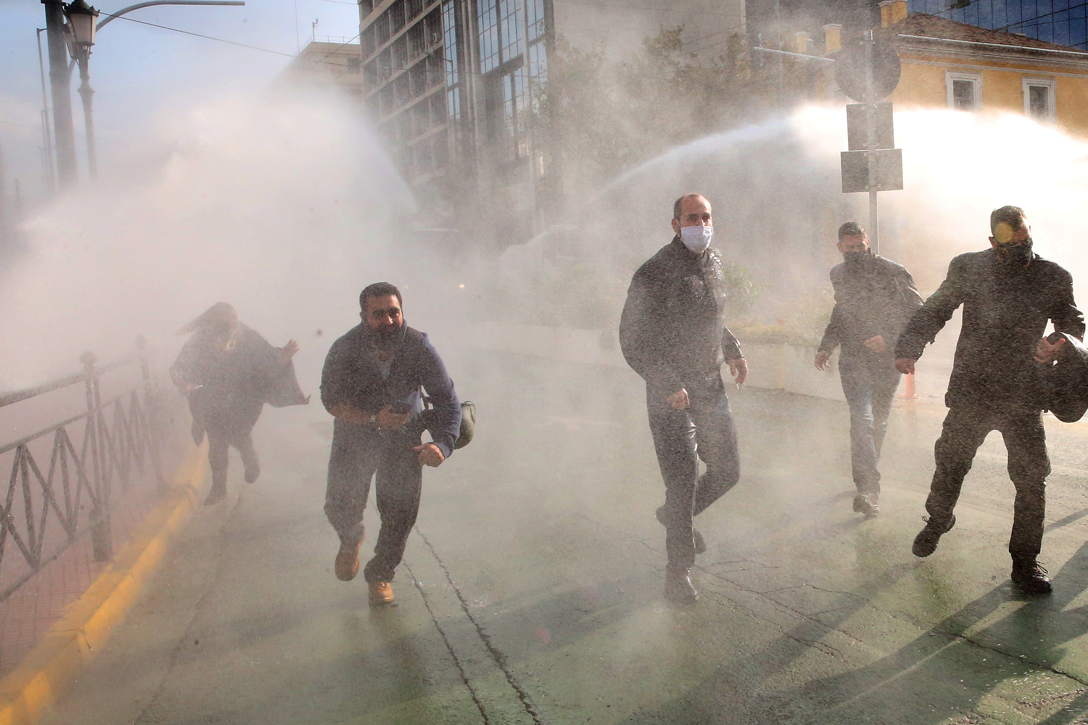 Grcka sukob protest  Protests against the ban of all gatherings during the Polytechnic uprising anniversary against the military junta