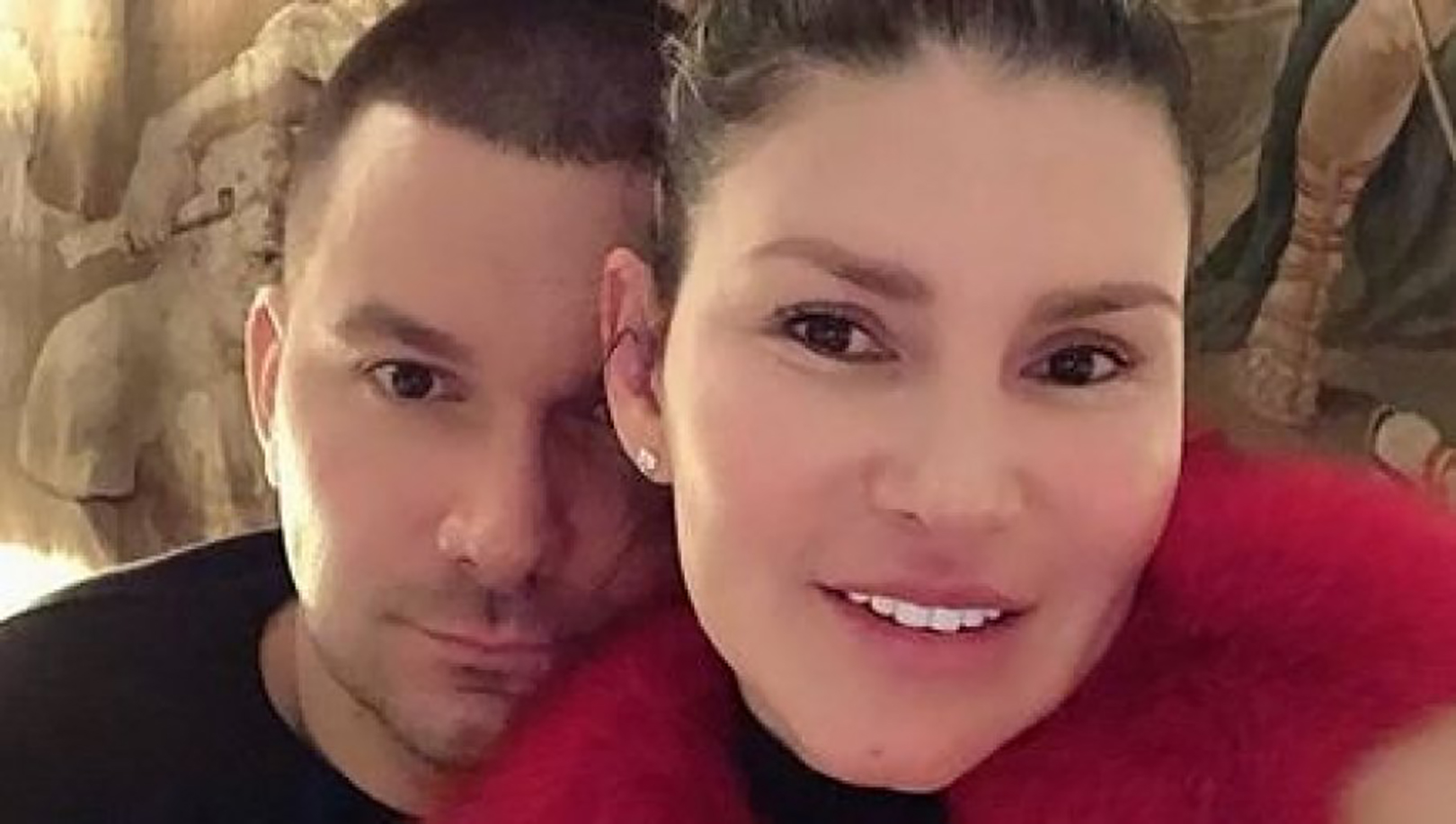 u trenutku eksplozije džipa na Novom Beogradu u vozilu je sa Strahinjom Stojanovićem bila i Kolumbijka Sonja Suarez Gomez (45).