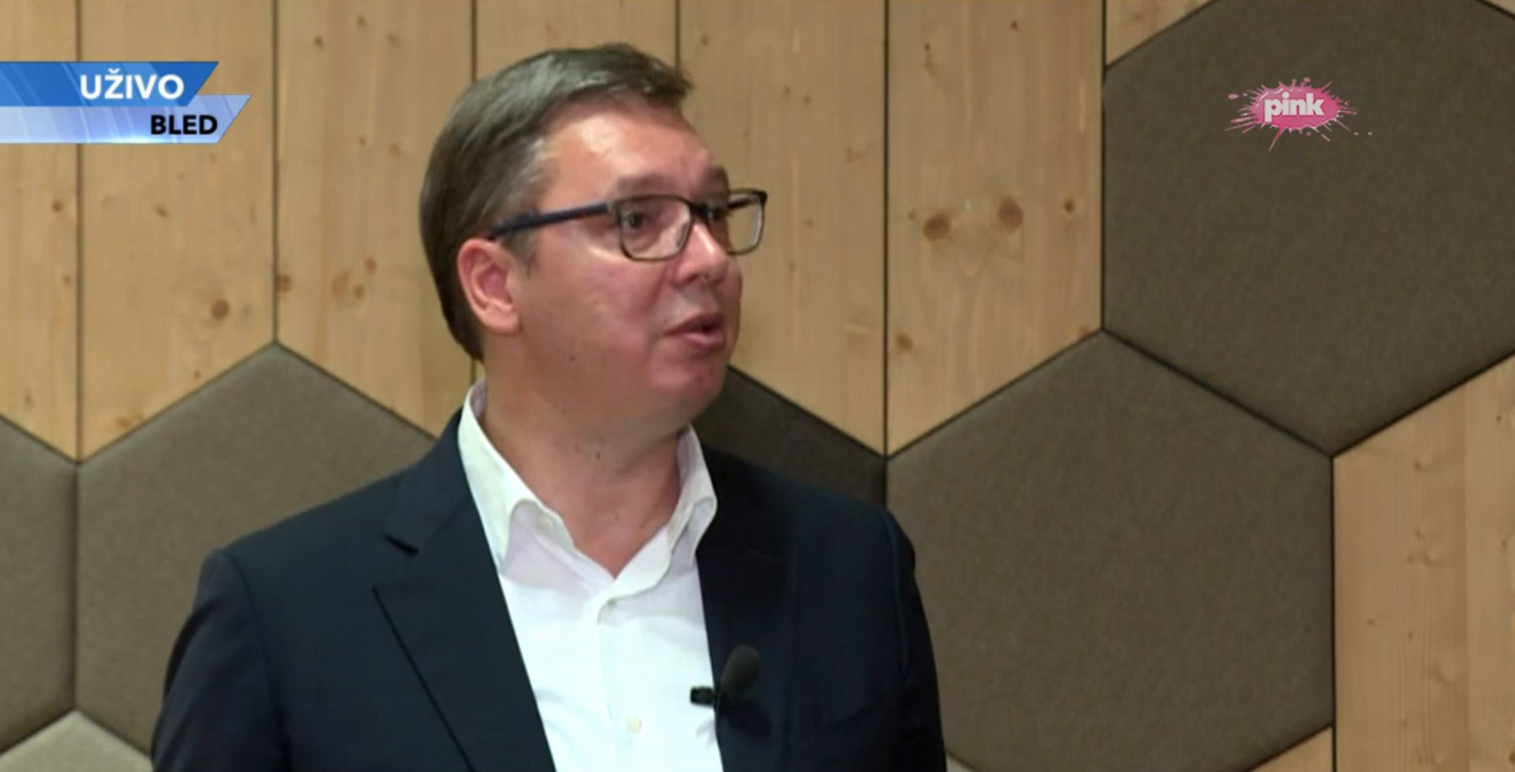 Vucic na Pinku (2)
