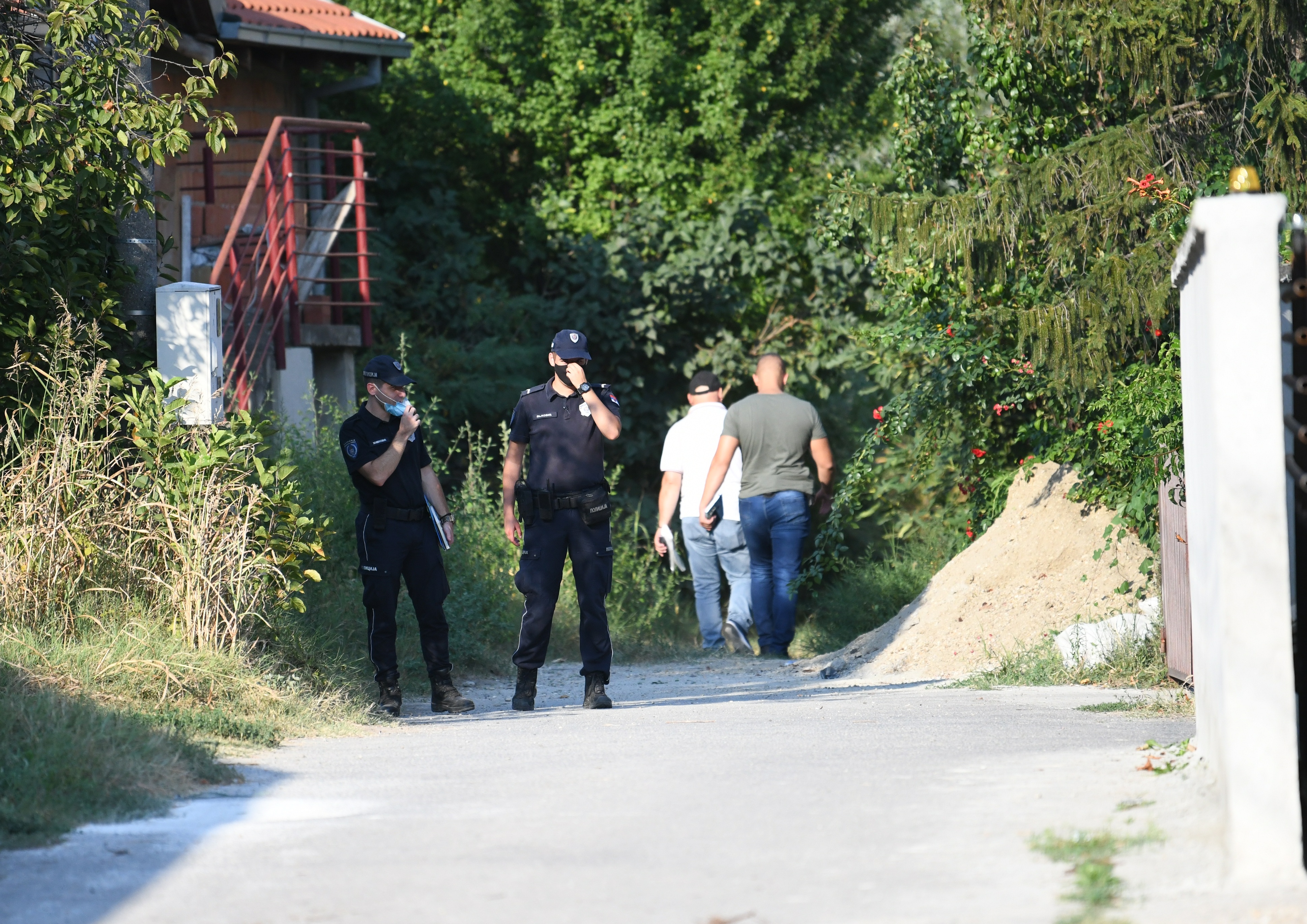Beograd, 14.09.2020.  Borča, Kotež, ubistvo i samoubistvo, majka i sin Foto: Vesna Lalić/Nova.rs