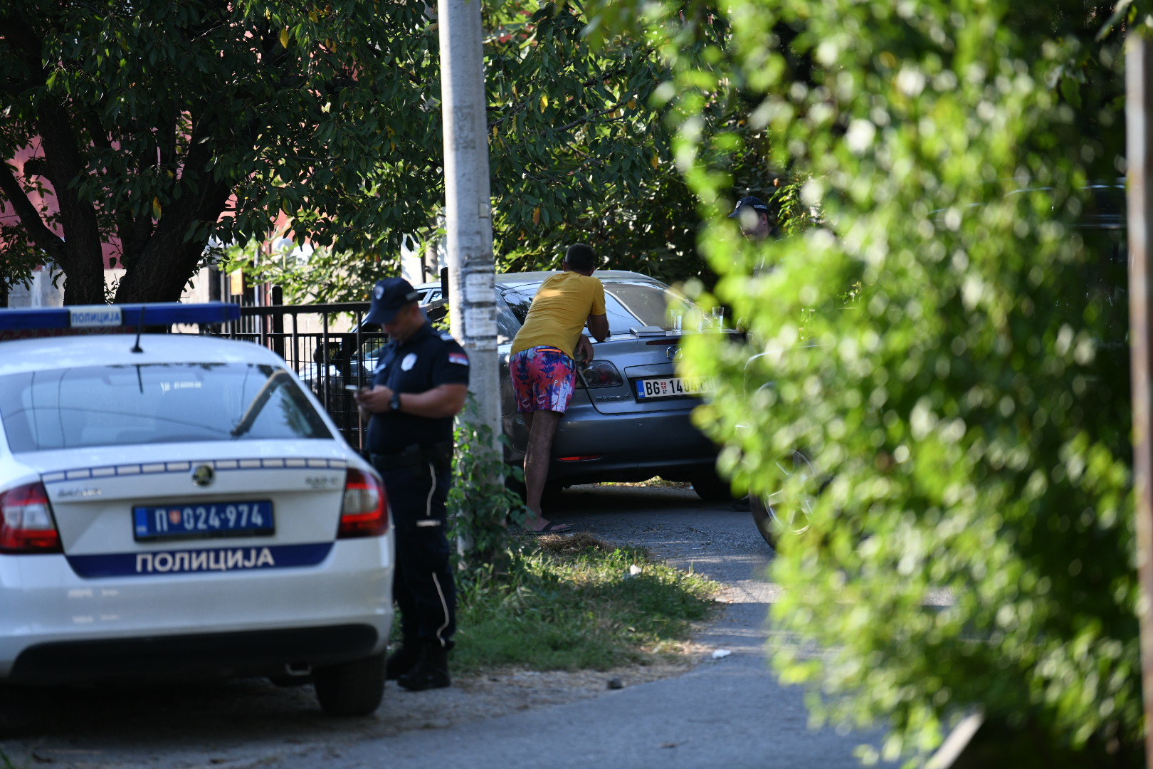 Beograd, 14.09.2020.  Borča, Kotež, ubistvo i samoubistvo, majka i sin Foto: Vesna Lalić/Nova.rs