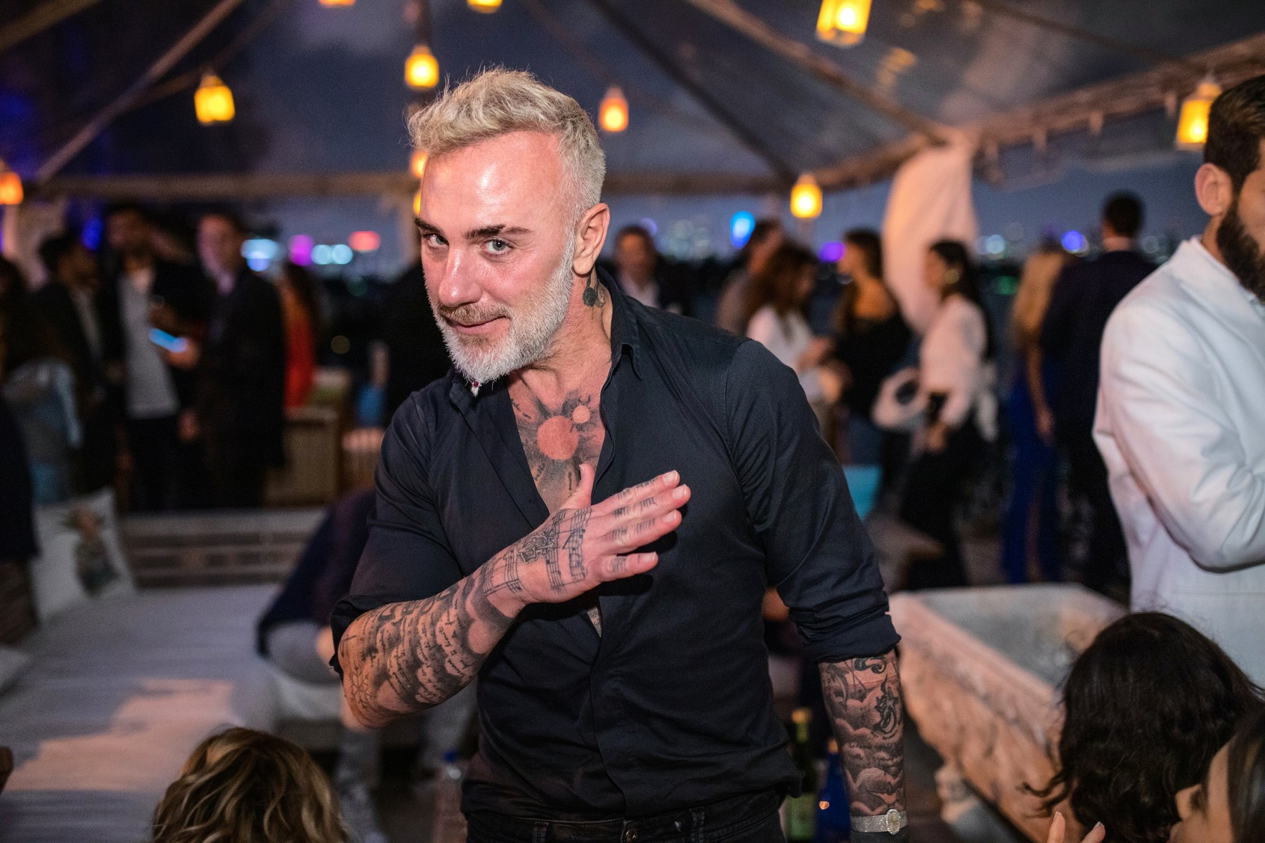 -Miami, FL -20200208 Gianlucca Vacchi at Encantadora Launch Party at Star Island.


-PICTURED: Gianluca Vacchi
-, Image: 497401524, License: Rights-managed, Restrictions: , Model Release: no, Credit line: SETH BROWARNIK / INSTAR Images / Profimedia