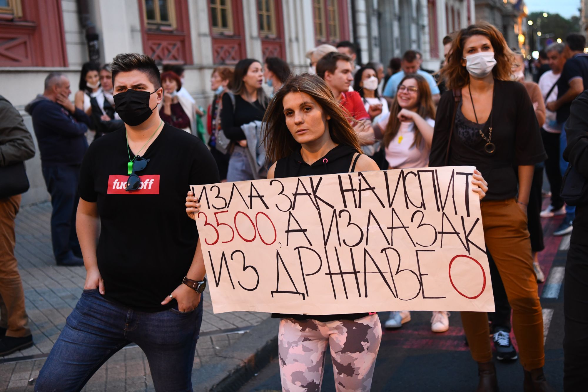 Beograd 03.10.2020. Transparent. Studentski protest, studenti, protest, studentski trg, plato ispre Filozofskog fakulteta Foto: Goran Srdanov/Nova.rs