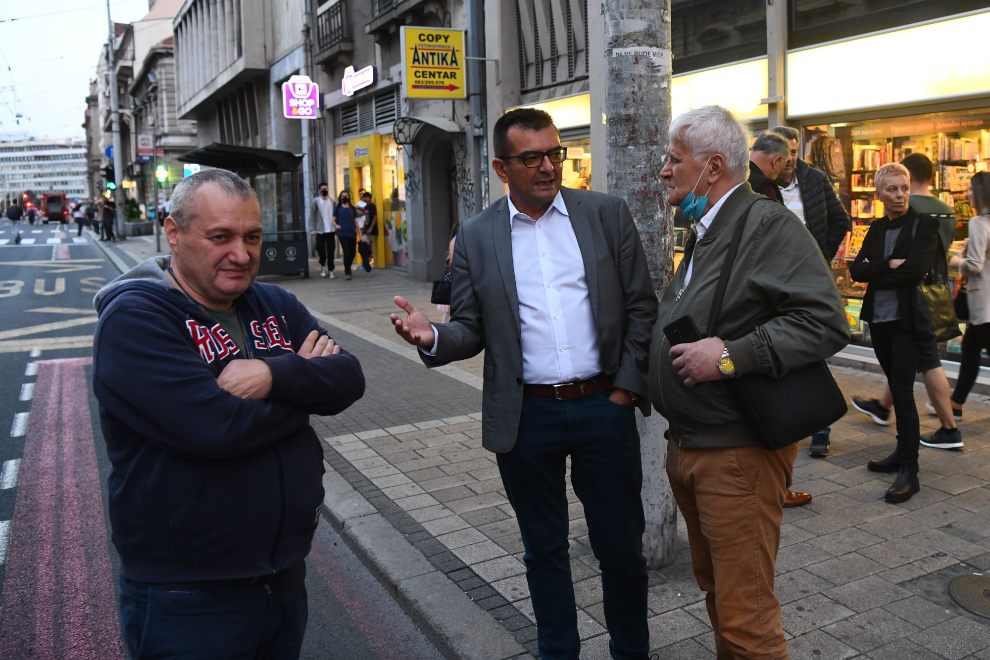 Beograd 03.10.2020. Srđan Milivojević, Srdjan Milivojević. Janko Veselinović. Studentski protest, studenti, protest, studentski trg, plato ispre Filozofskog fakulteta Foto: Goran Srdanov/Nova.rs