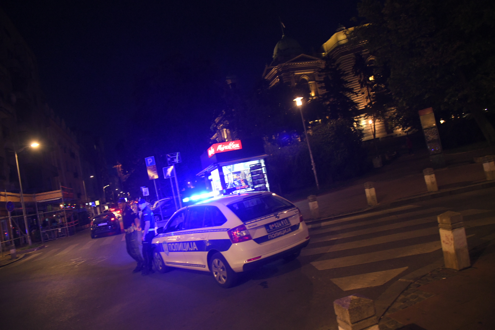 Beograd 14. jul 2020. Protest ispred Skupstine Srbije osmi dan policija Foto:Nemanja Jovanović/Nova.rs