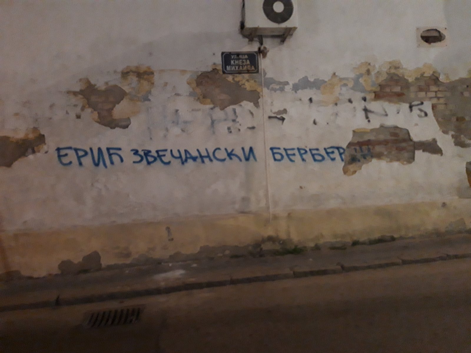 grafiti Eric poslao Marko Radonjic