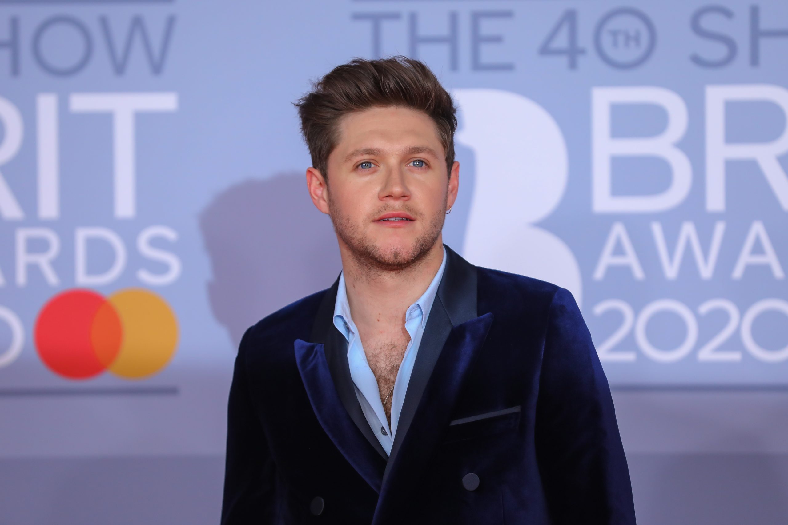 epa08226991 Irish singer-songwriter Niall Horan arrives for the Brit Awards 2020 at the O2 Arena in London, Britain, 18 February 2020.  EPA-EFE/VICKIE FLORES