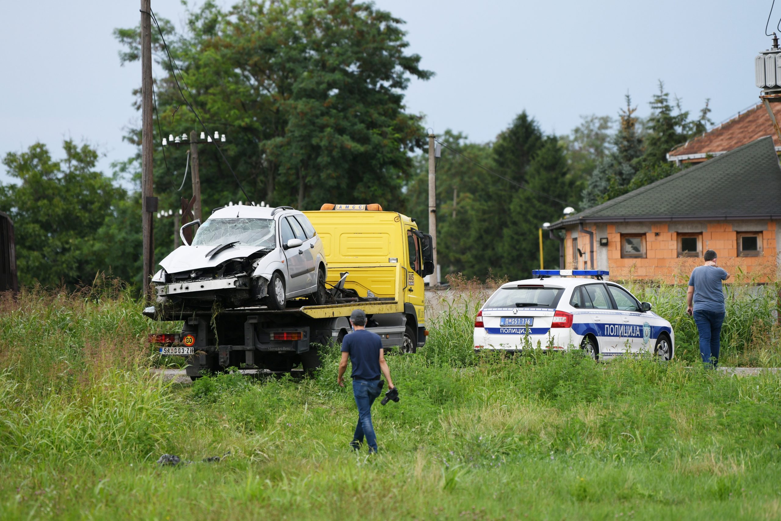 Zminjak, Šabac 25.07.2020. Saobraćajna nesreća , pruga, voz naleteo na auto, muž i žena poginuli, deca povređena Foto: Vesna Lalić/Nova.rs