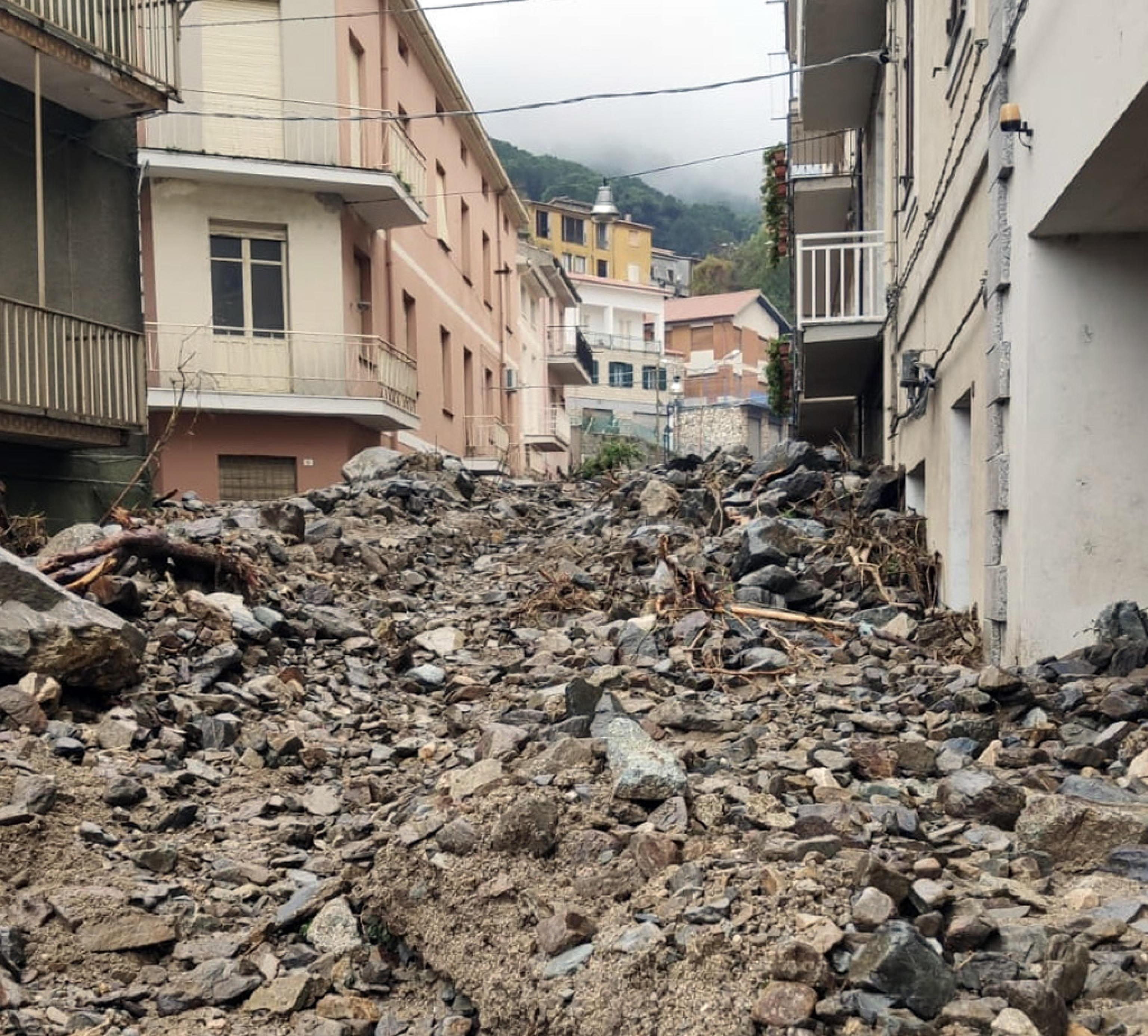 epa08850593 The damage caused by the flood that hit Bitti in the Sardinia island, Italy, 29 November 2020. According to reports, three people have been killed in a flooding and mudslides after heavy rains in Bitti.  EPA-EFE/CRISTIAN FARINA