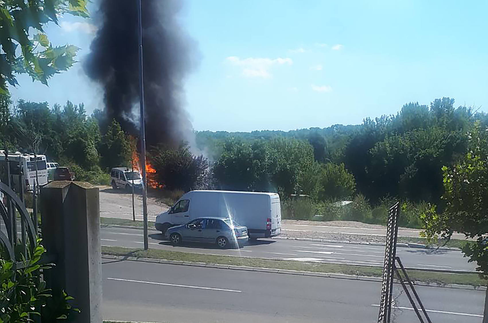 pozar na cukarickoj padini, romsko naselje