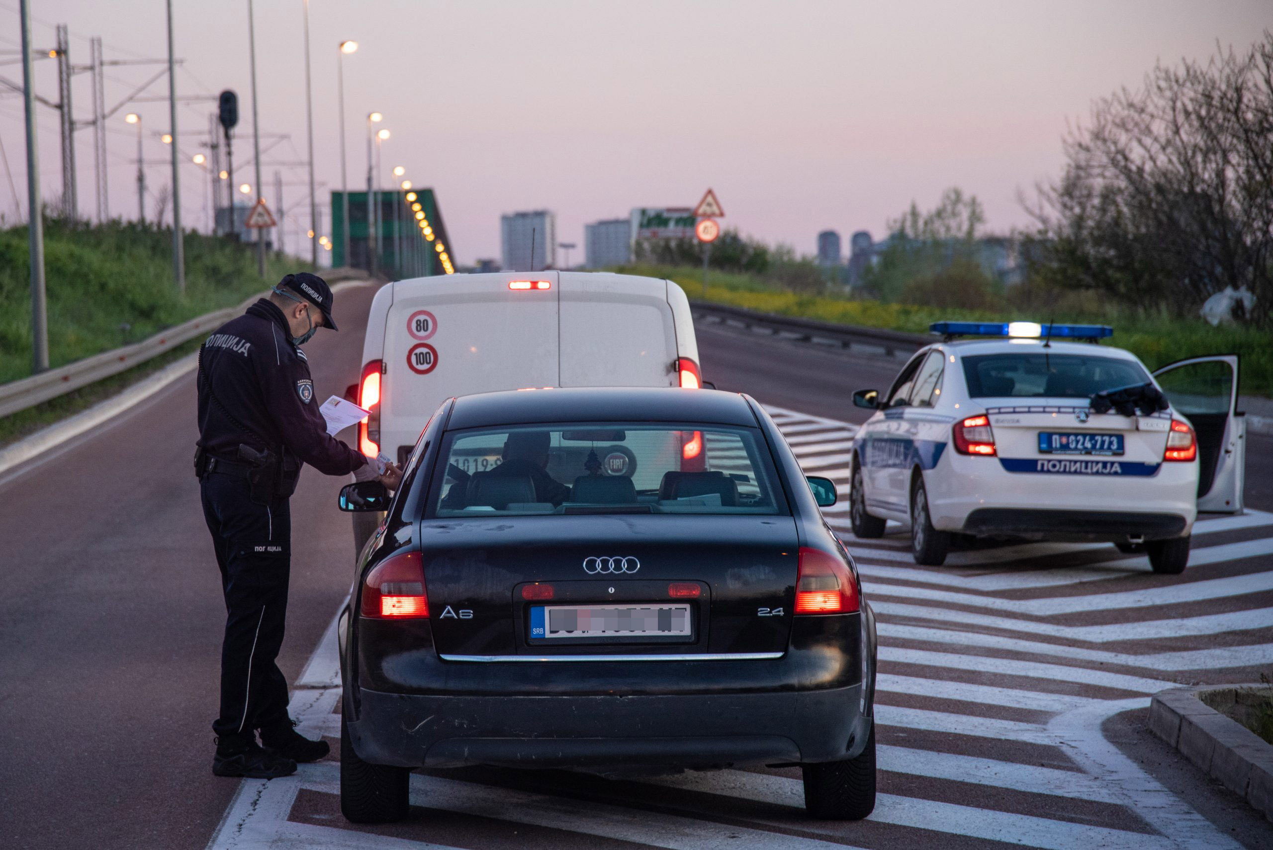 Beograd 16.04.2020. vanredno stanje, policijski čas, koronavirus, policija Foto: Dragan Mujan/Nova.rs