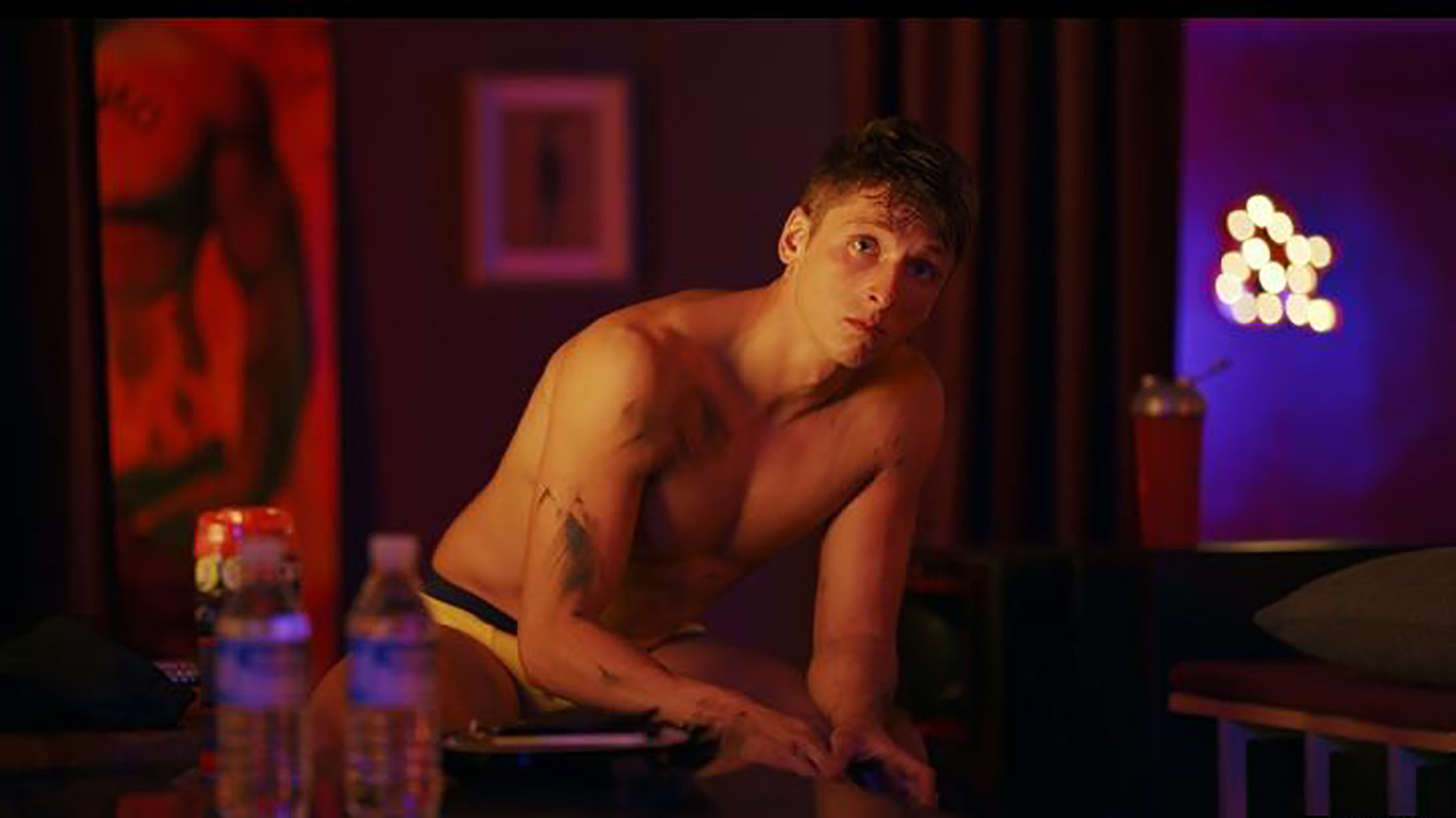 Seksi frajeri iz serije Toy Boy