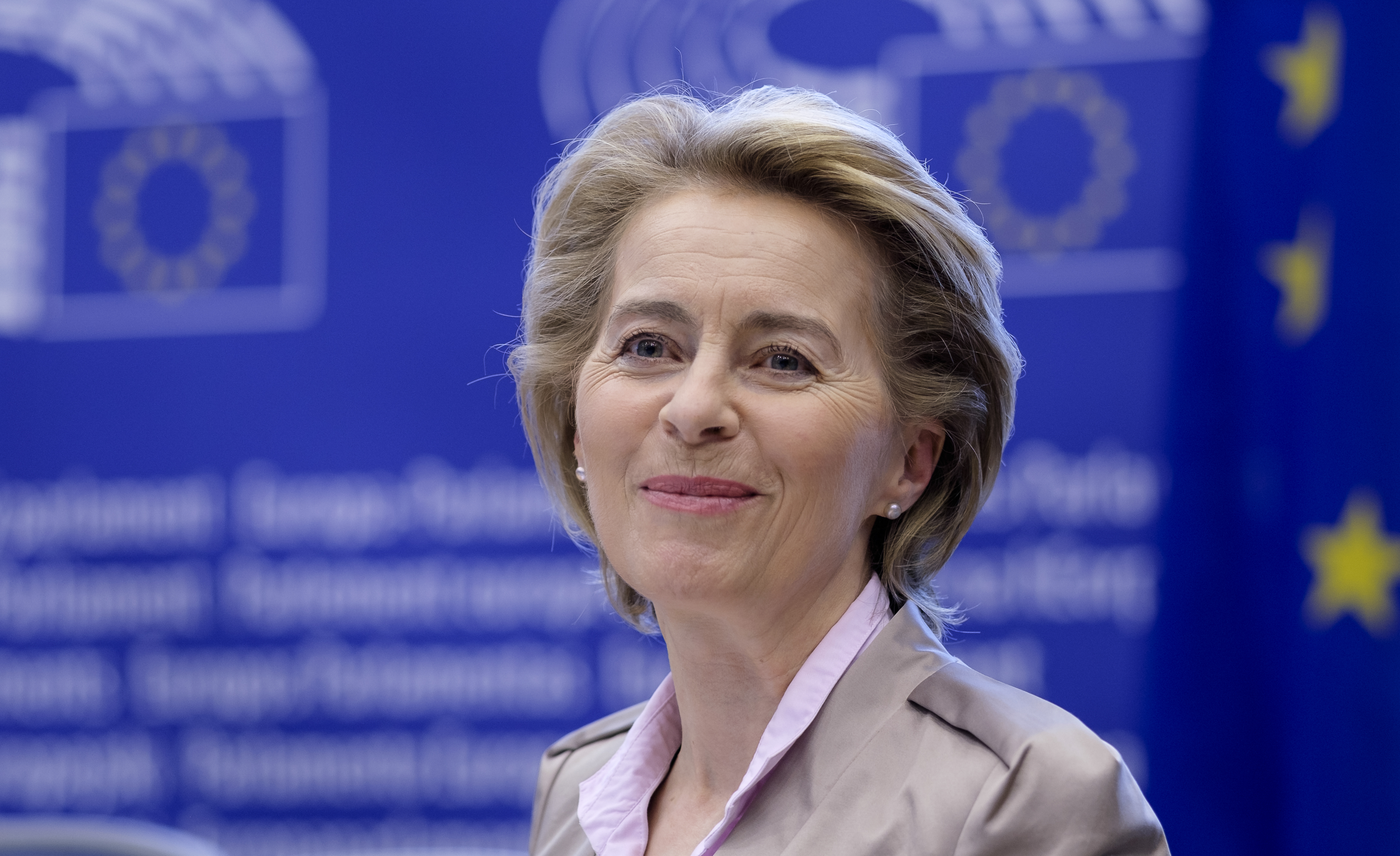 epa08503912 European Commission President Ursula von der Leyen attends the weekly conference of President at European Parliament in Brussels, Belgium, 23 June 2020.  EPA-EFE/OLIVIER HOSLET