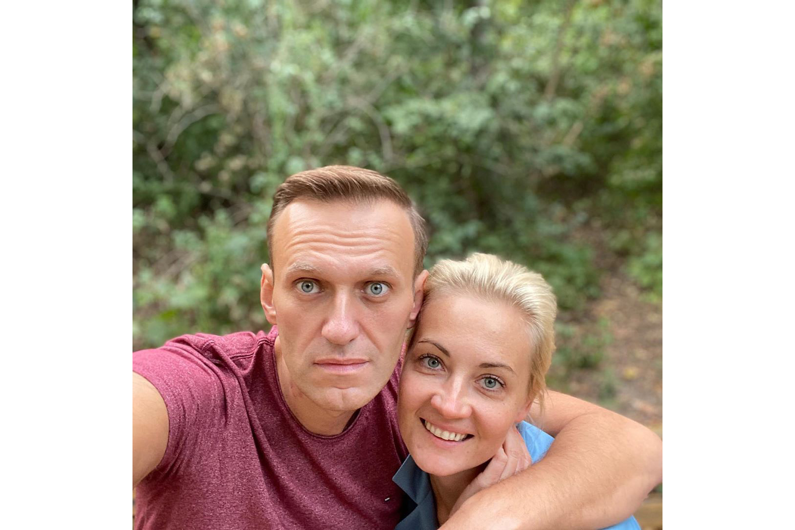 Russian opposition leader Navalny and his wife Yulia